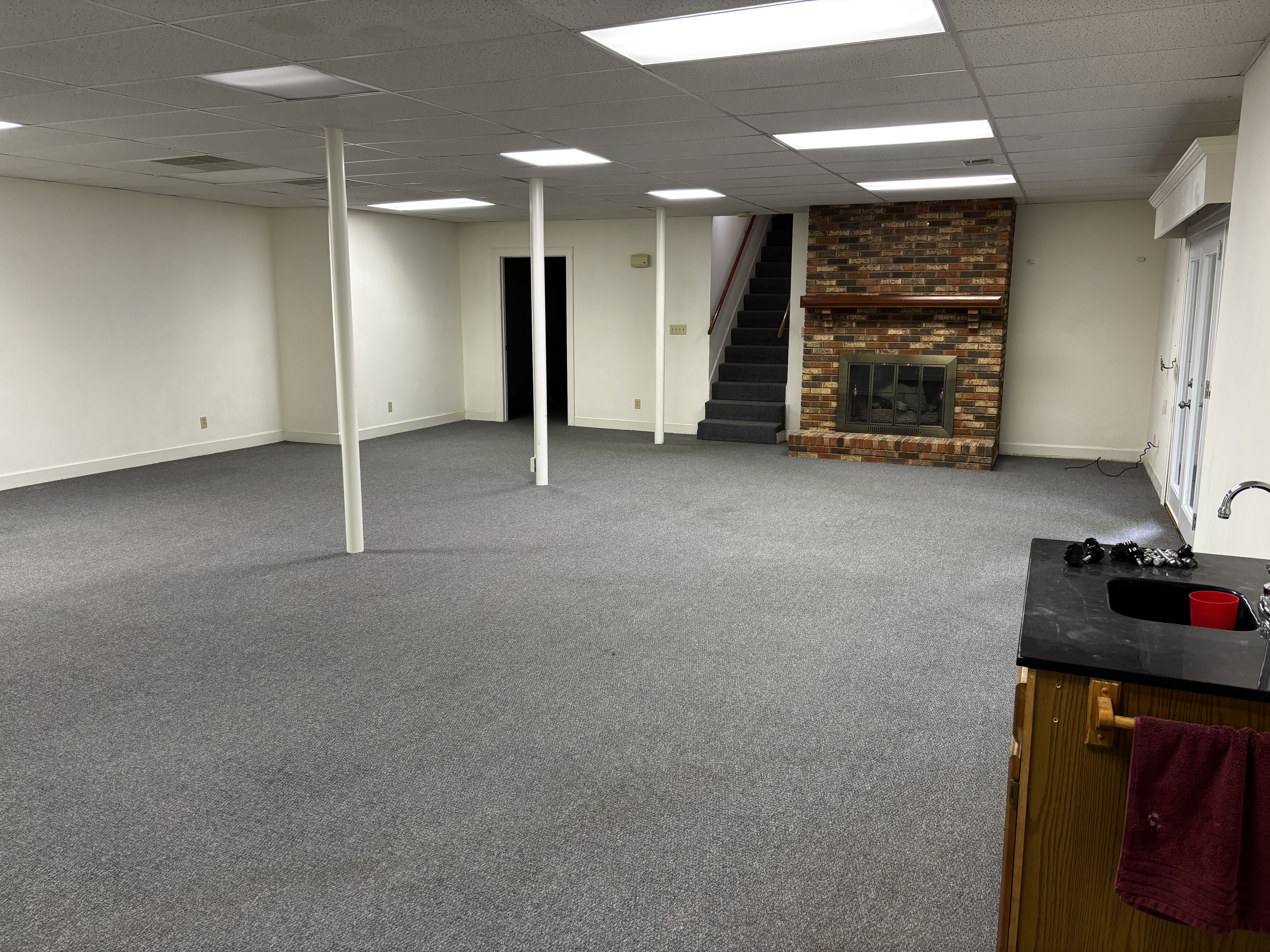 Frankfort, Kentucky, 40601, United States, 3 Bedrooms Bedrooms, ,3 BathroomsBathrooms,Residential,For Sale,2049157