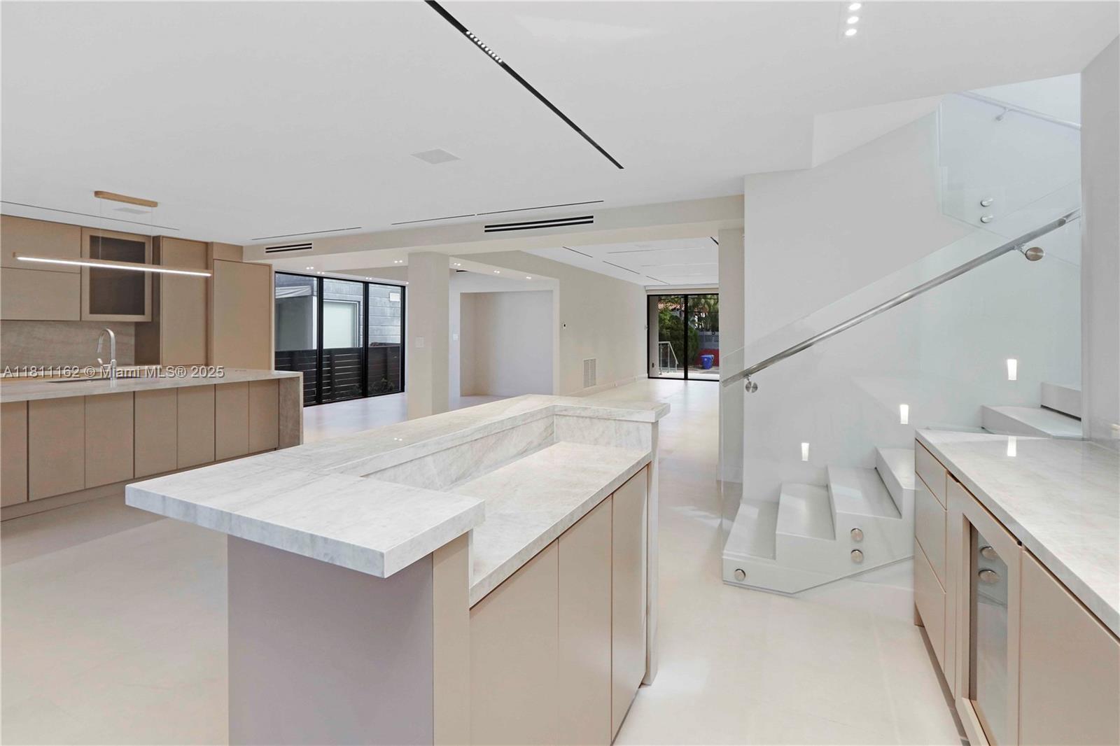 Miami, Florida, 33129, United States, 4 Bedrooms Bedrooms, ,5 BathroomsBathrooms,Residential,For Sale,1839083