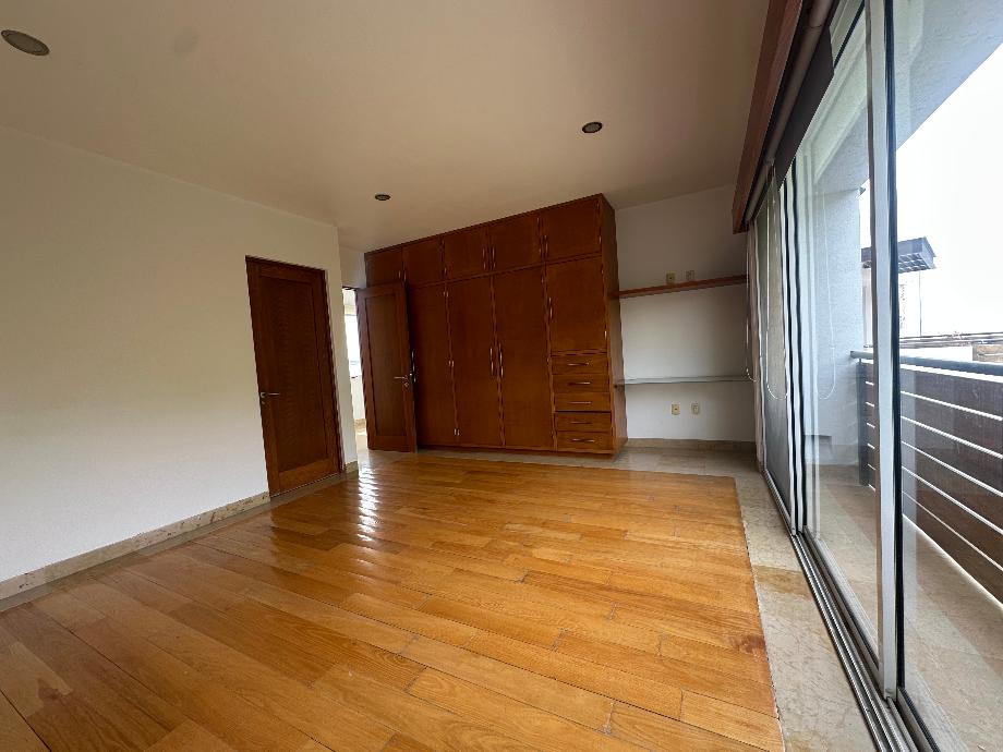 Querétaro, Querétaro, 76100, Mexico, 3 Bedrooms Bedrooms, ,4 BathroomsBathrooms,Residential,For Sale,1699269
