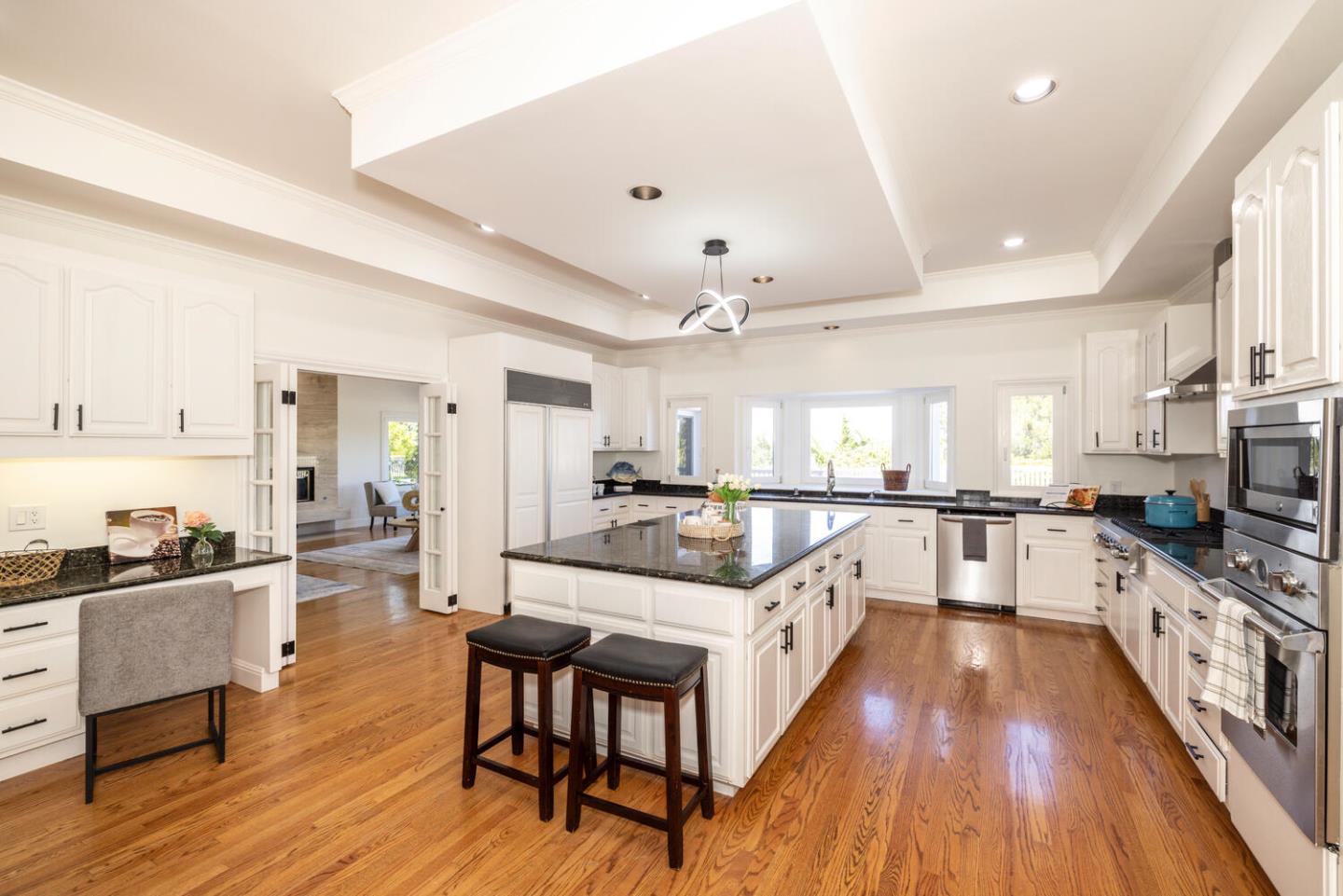Hillsborough, California, 94010, United States, 5 Bedrooms Bedrooms, ,5 BathroomsBathrooms,Residential,For Sale,1940320