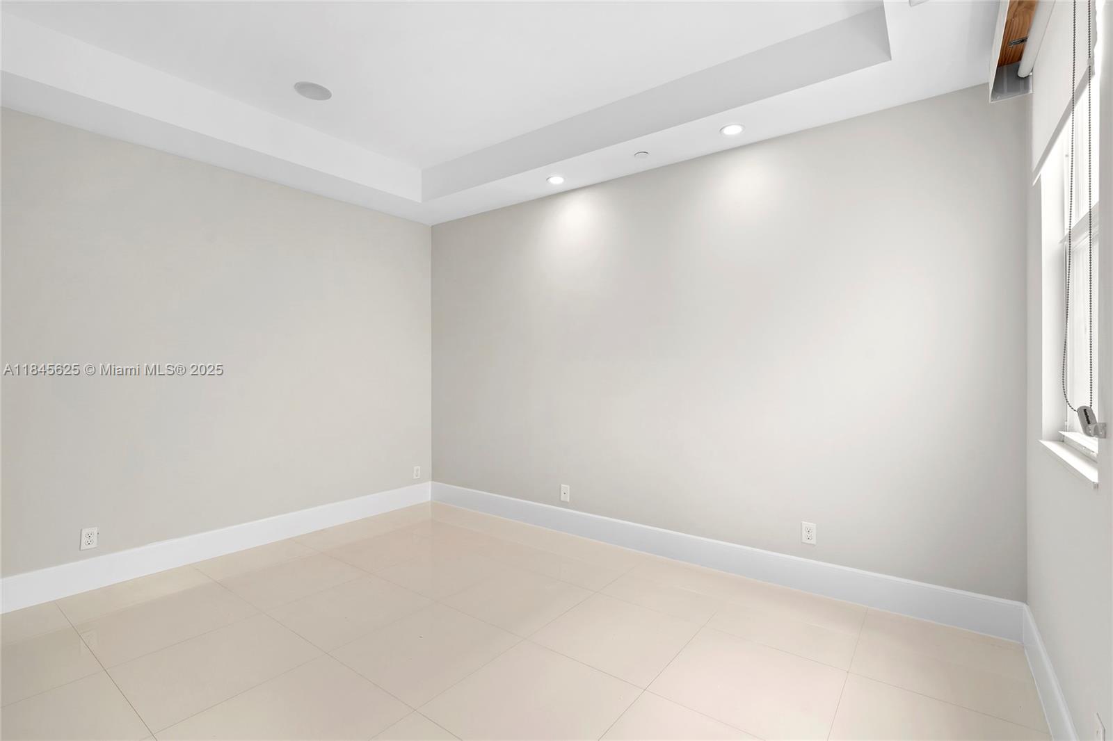 Fort Lauderdale, Florida, 33316, United States, 3 Bedrooms Bedrooms, ,4 BathroomsBathrooms,Residential,For Sale,1905983