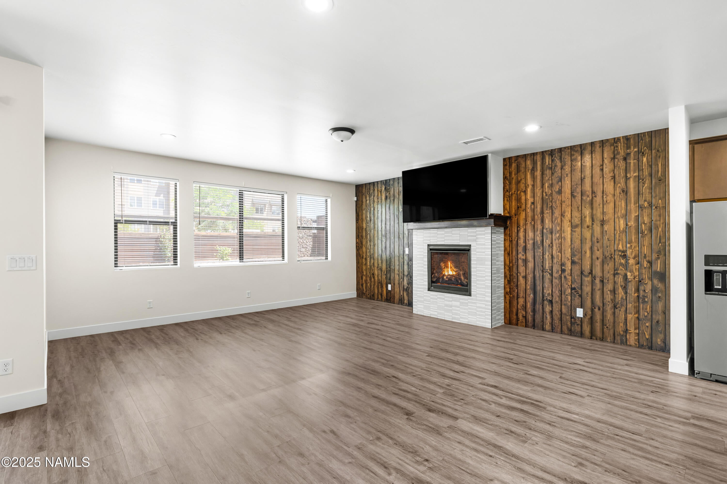 Flagstaff, Arizona, 86001, United States, 5 Bedrooms Bedrooms, ,4 BathroomsBathrooms,Residential,For Sale,1902555