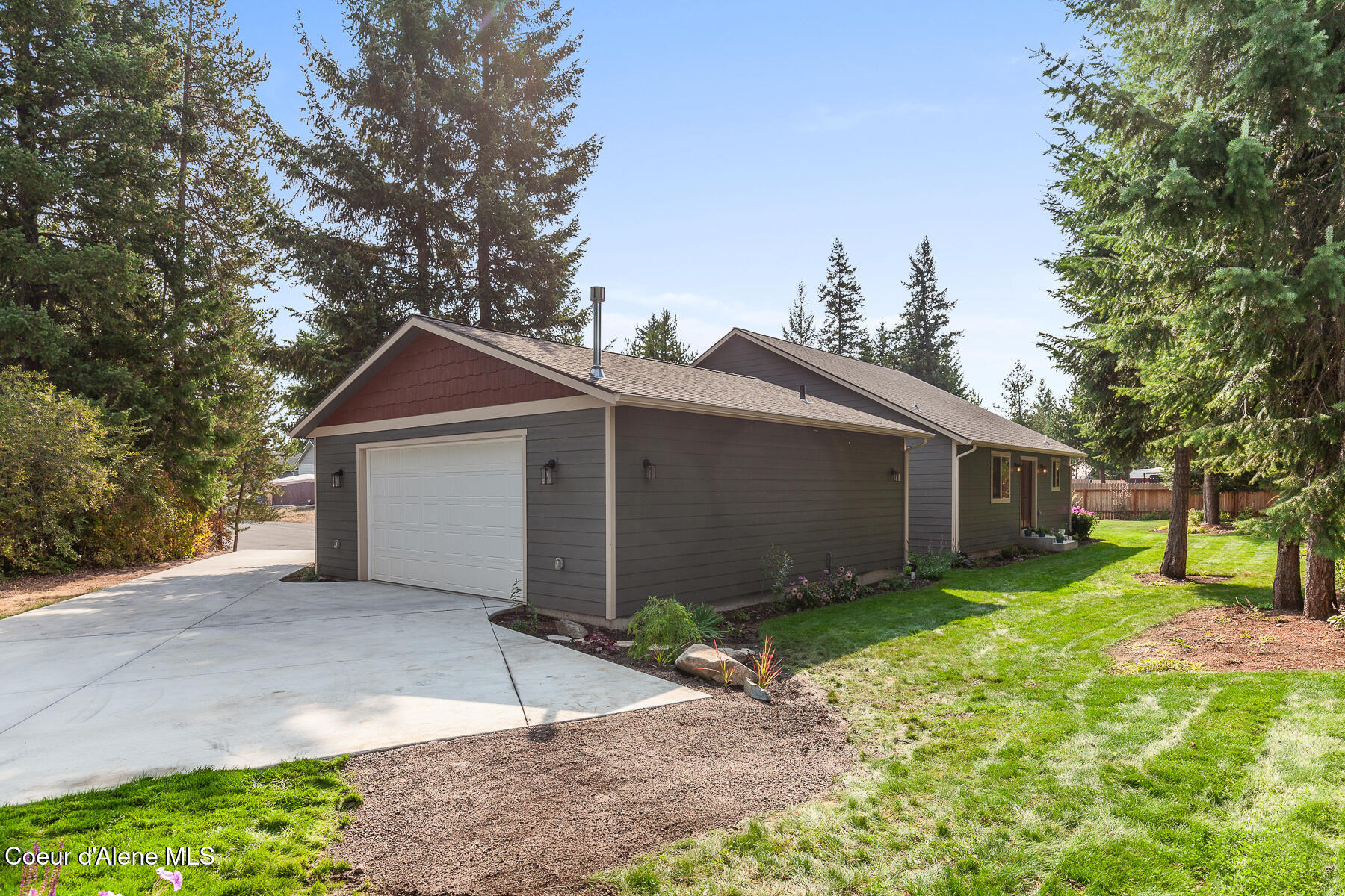 Spirit Lake, Idaho, 83869, United States, 3 Bedrooms Bedrooms, ,2 BathroomsBathrooms,Residential,For Sale,2035725