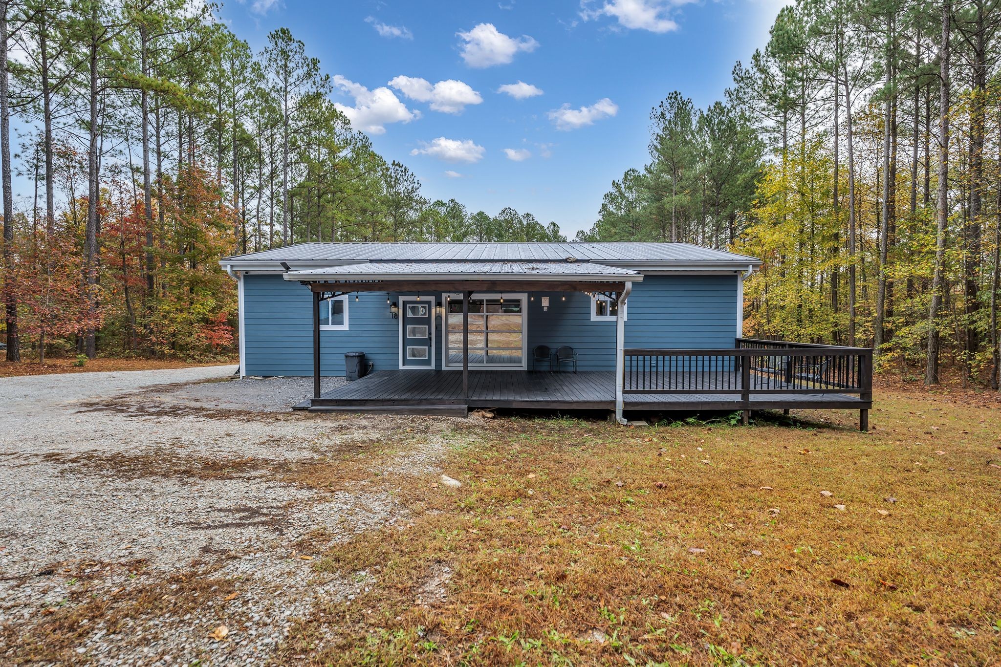 Lawrenceburg, Tennessee, 38464, United States, 3 Bedrooms Bedrooms, ,2 BathroomsBathrooms,Residential,For Sale,1988377