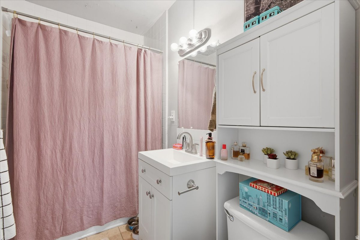 Salt Lake City, Utah, 84103, United States, 5 Bedrooms Bedrooms, ,Residential,For Sale,2003119