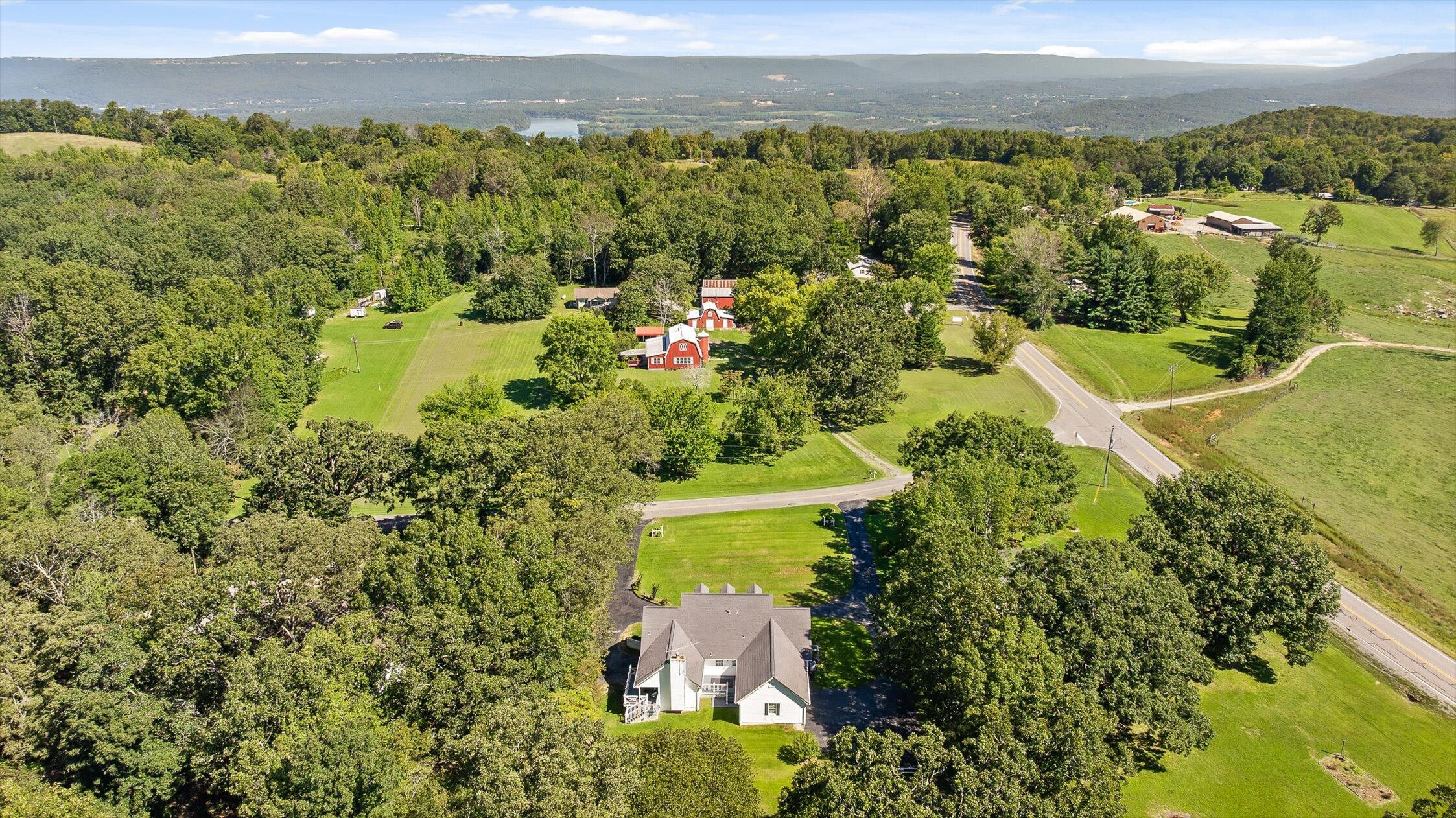 Bryant, Alabama, 35958, United States, 6 Bedrooms Bedrooms, ,3 BathroomsBathrooms,Residential,For Sale,1983058