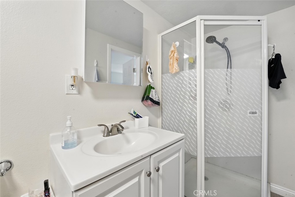 El Monte, California, 91731, United States, 5 Bedrooms Bedrooms, ,4 BathroomsBathrooms,Residential,For Sale,1885099