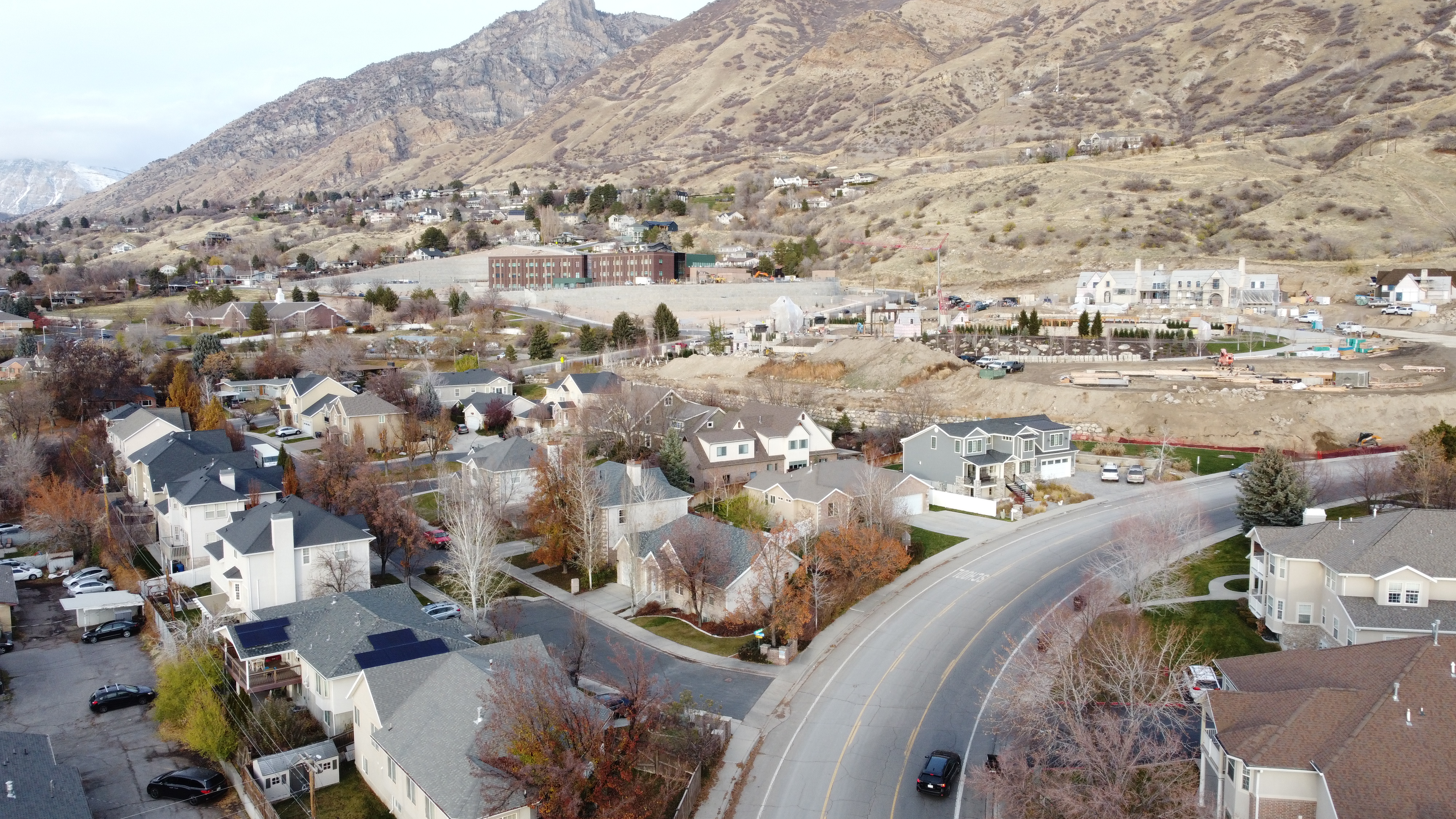 Provo, Utah, 84606, United States, 5 Bedrooms Bedrooms, ,2 BathroomsBathrooms,Residential,For Sale,2002549