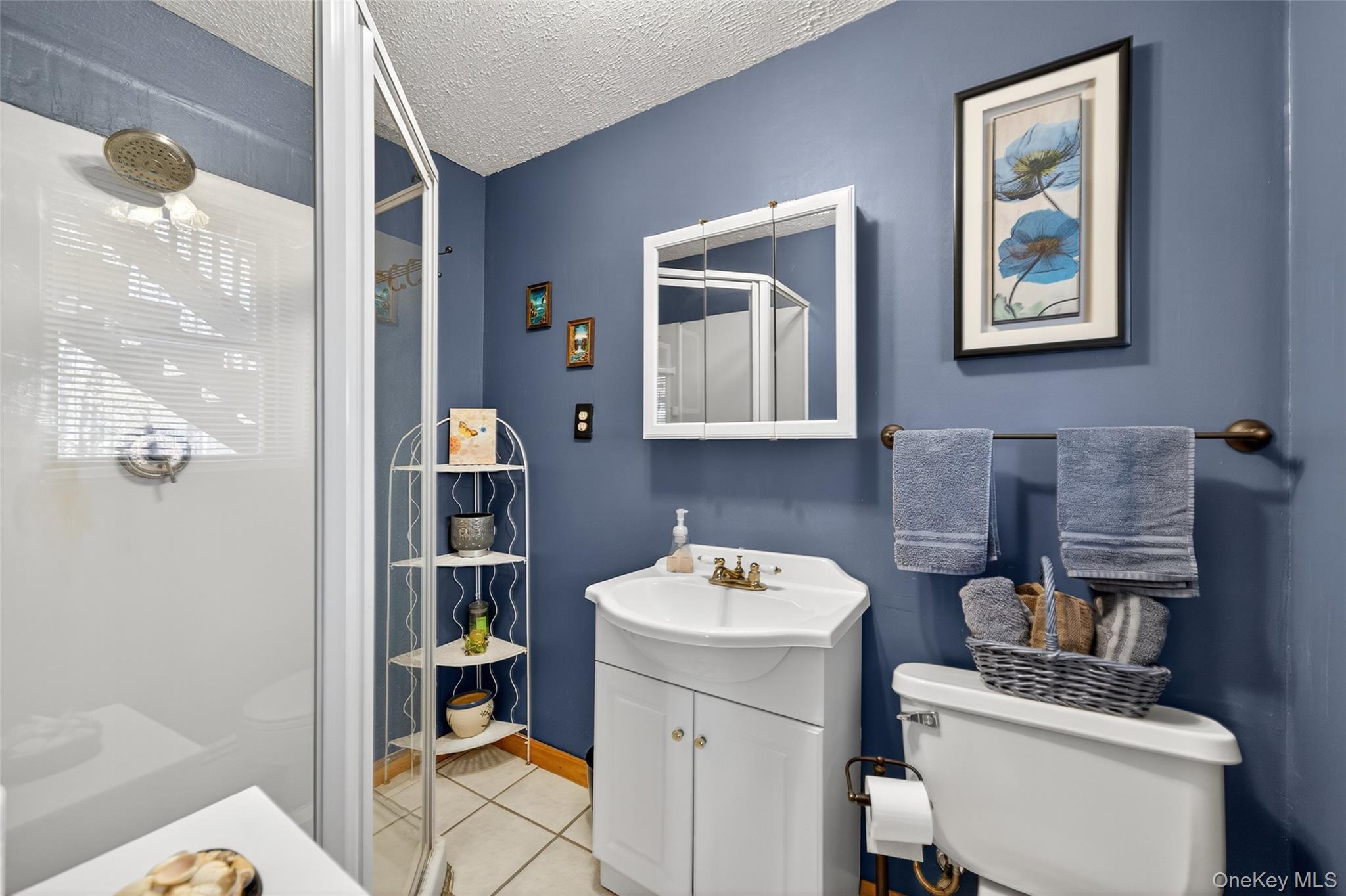 Wallkill, New York, 12589, United States, 4 Bedrooms Bedrooms, ,3 BathroomsBathrooms,Residential,For Sale,1989715