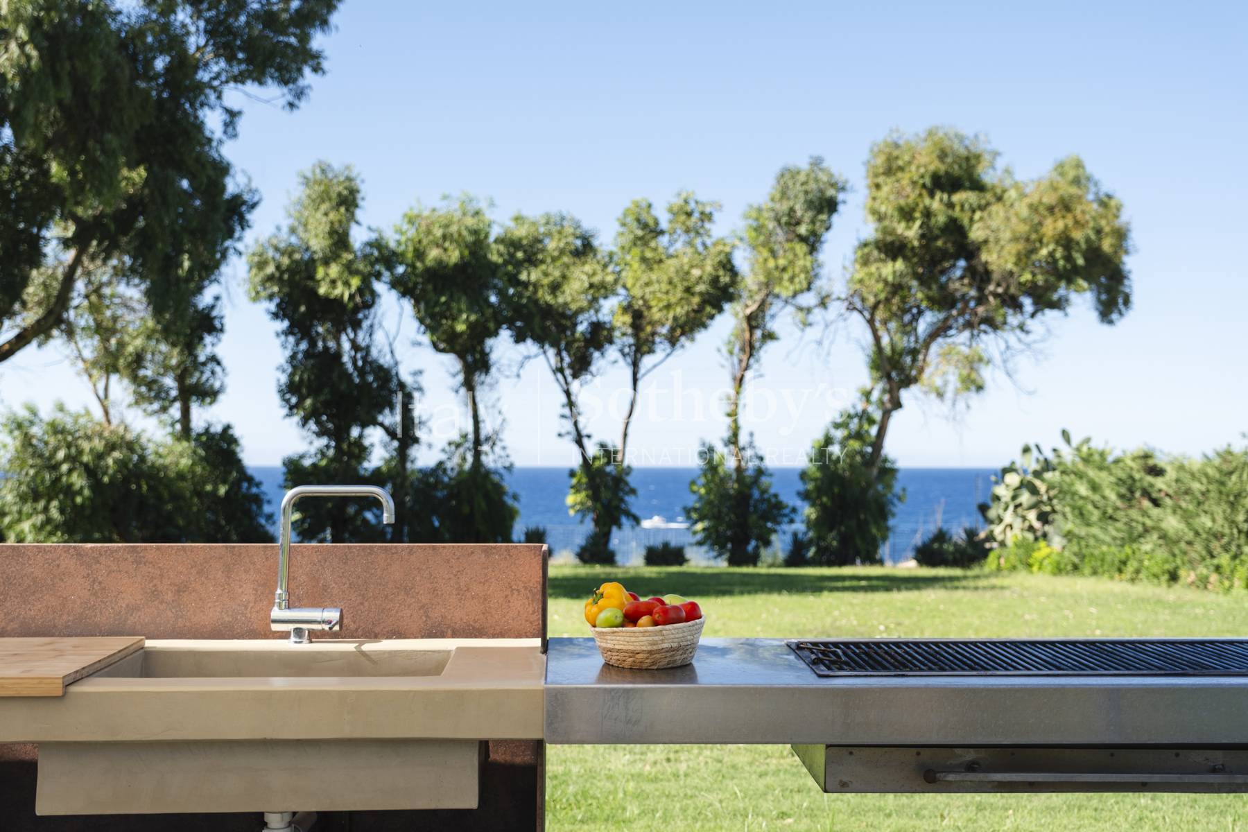  Exclusive villa with pool and private sea access - 物件實景