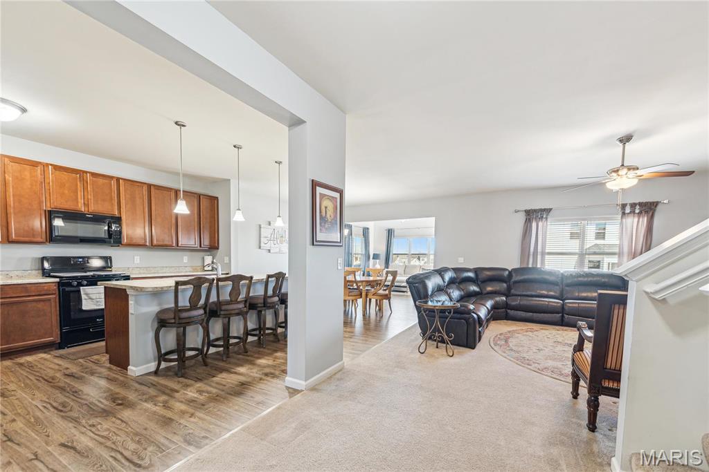 Wentzville, Missouri, 63385, United States, 4 Bedrooms Bedrooms, ,4 BathroomsBathrooms,Residential,For Sale,1722454