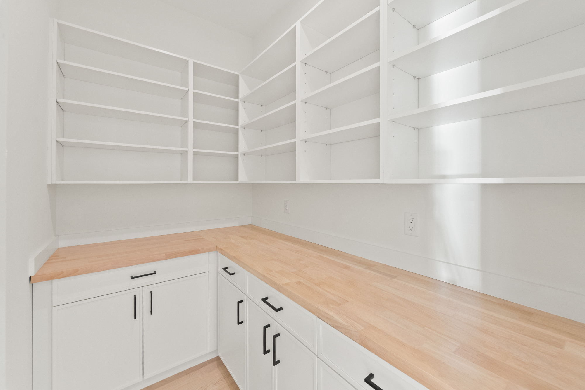  61 Edgewater Road, Cliffside Park, NJ, 07010 - 物件實景