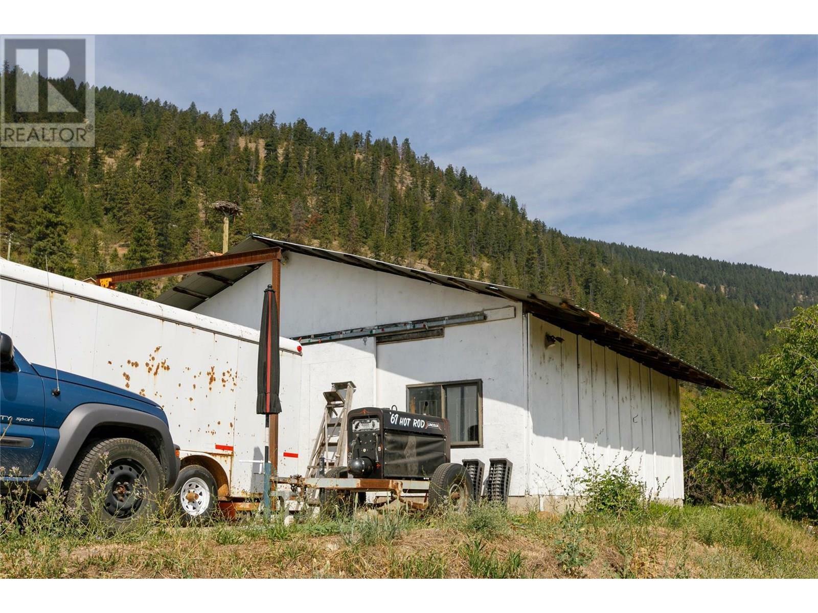 OYAMA, British Columbia, V4V 2E9, CA, 3 Bedrooms Bedrooms, ,1 BathroomBathrooms,Residential,For Sale,1961111