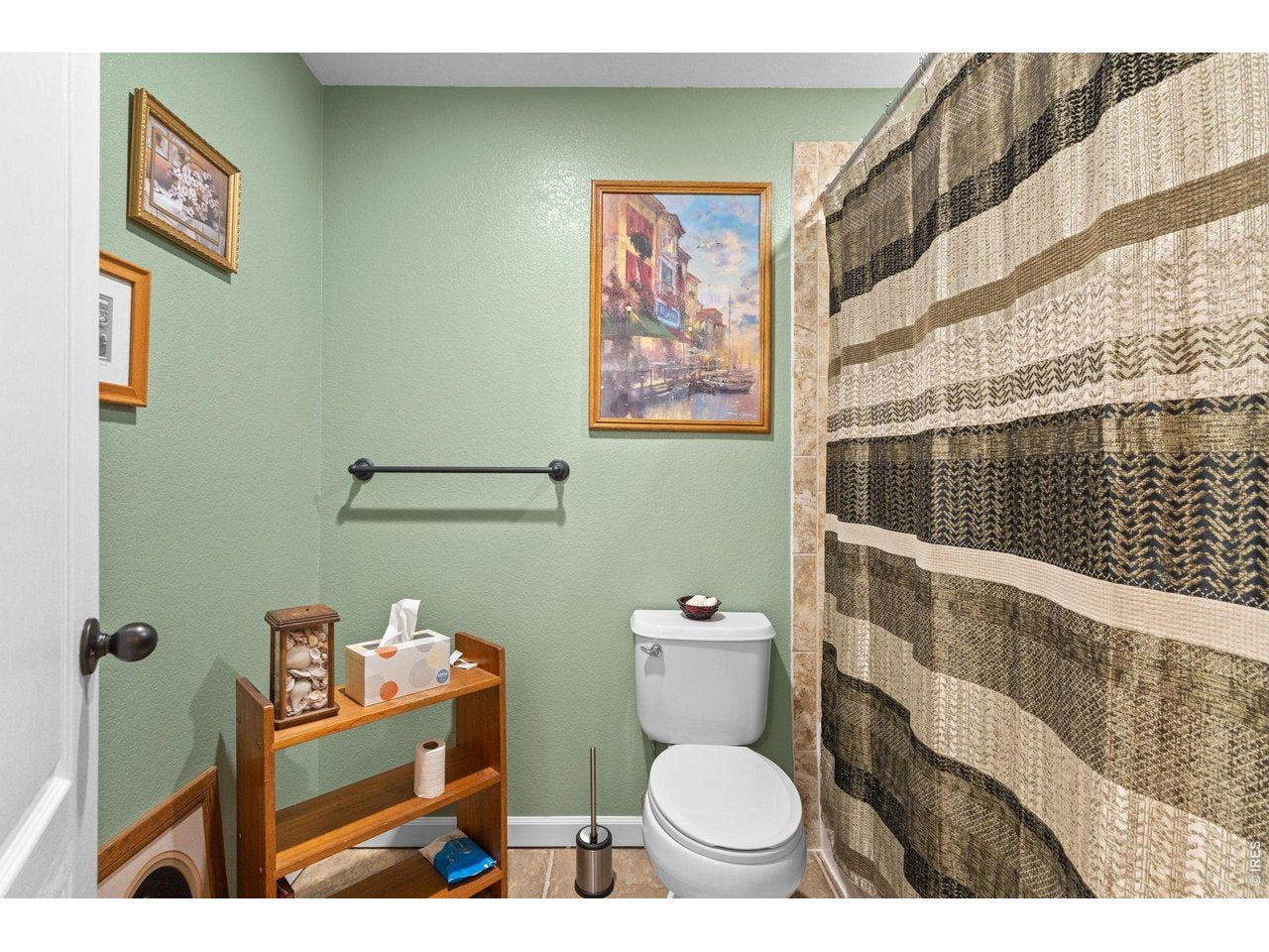 Loveland, Colorado, 80538, United States, 4 Bedrooms Bedrooms, ,3 BathroomsBathrooms,Residential,For Sale,2044954