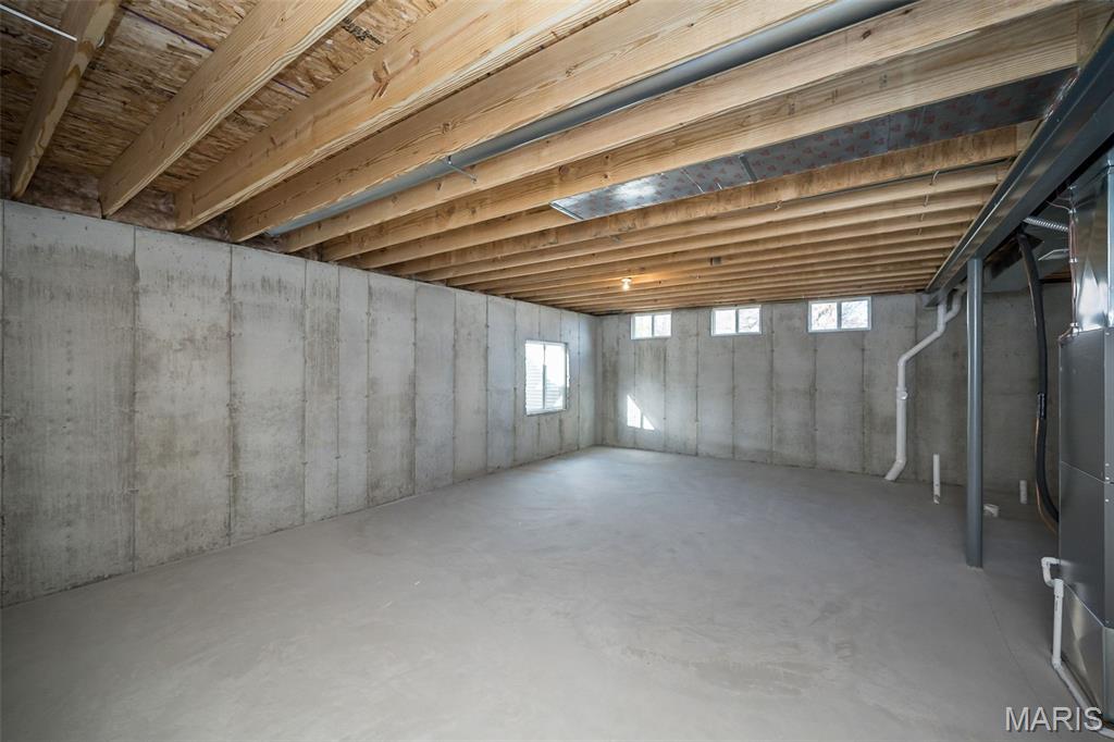 Troy, Missouri, 63379, United States, 3 Bedrooms Bedrooms, ,2 BathroomsBathrooms,Residential,For Sale,1993491