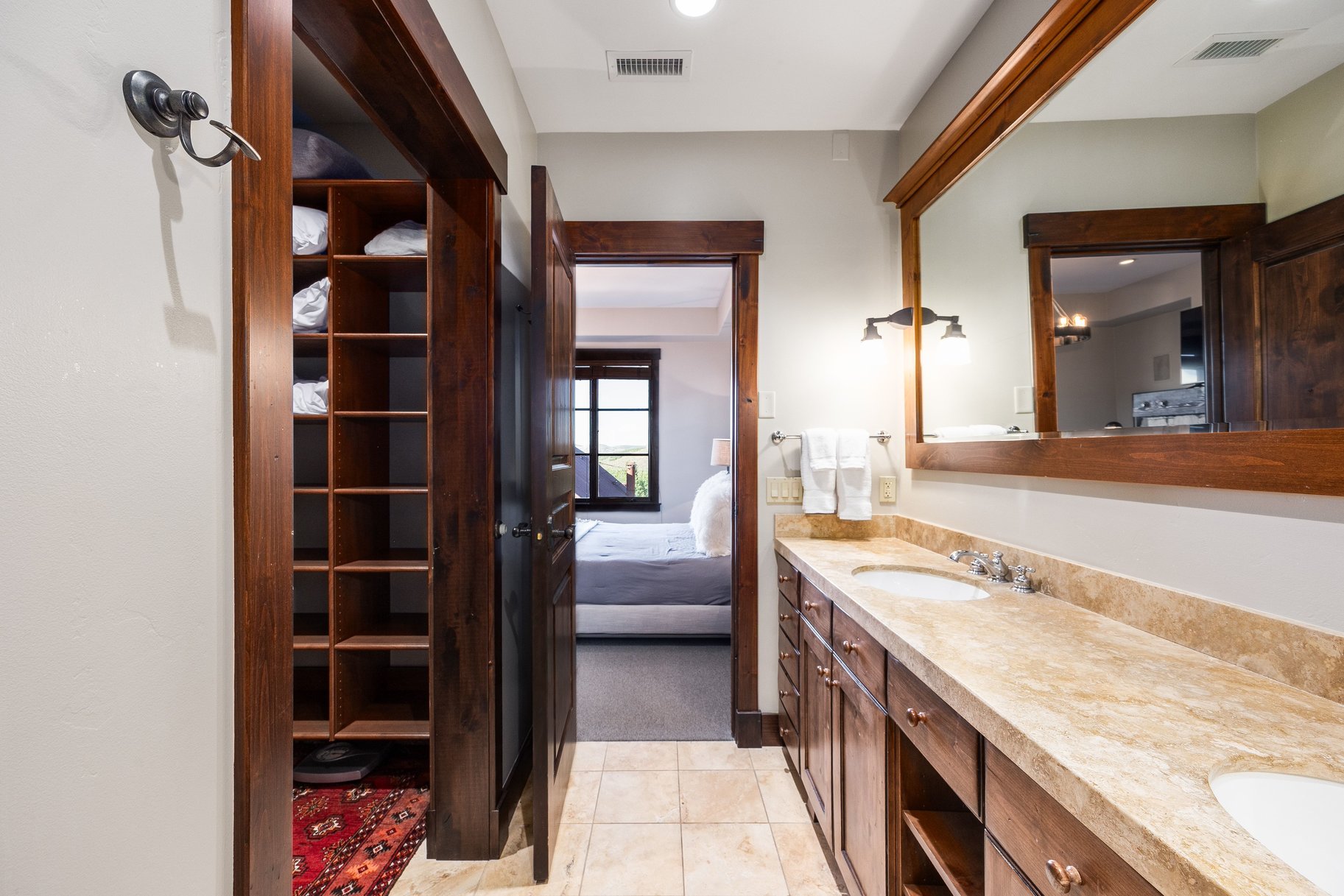  Top-Floor End Unit in Park City – Steps from the Silver Star Chairlift - 物件實景