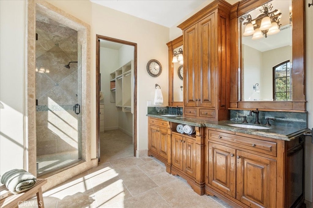 Fallbrook, California, 92028, United States, 7 Bedrooms Bedrooms, ,7 BathroomsBathrooms,Residential,For Sale,1827322
