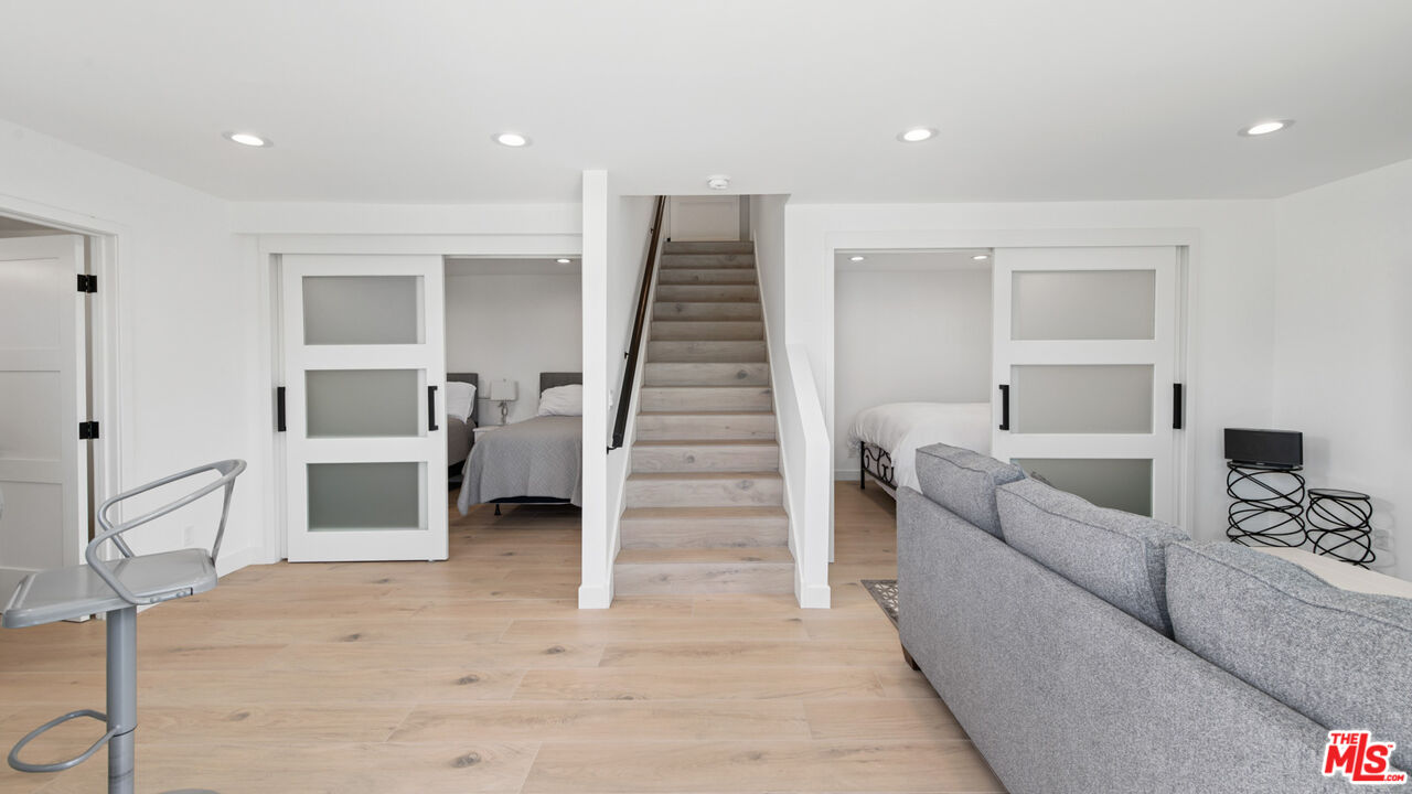 Malibu, California, 90265, United States, 2 Bedrooms Bedrooms, ,2 BathroomsBathrooms,Residential,For Sale,1896546