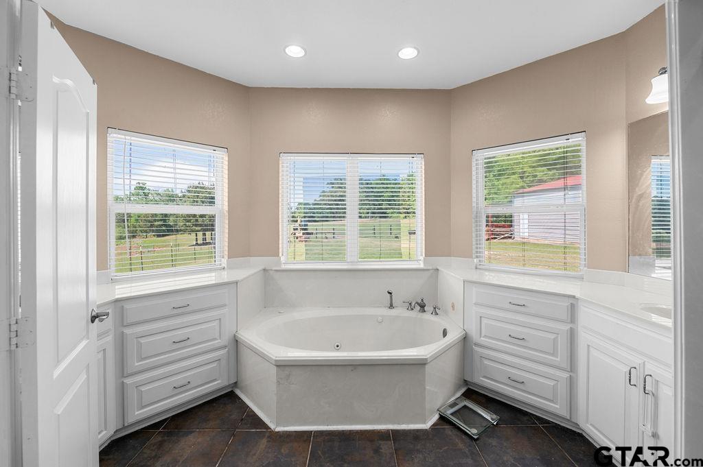 Winona, Texas, 75792, United States, 3 Bedrooms Bedrooms, ,2 BathroomsBathrooms,Residential,For Sale,1777400