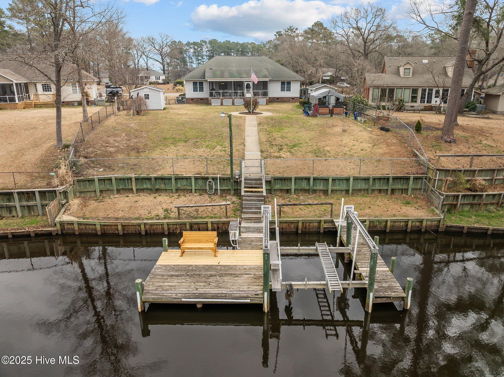 Washington, North Carolina, 27889, United States, 3 Bedrooms Bedrooms, ,2 BathroomsBathrooms,Residential,For Sale,2017723