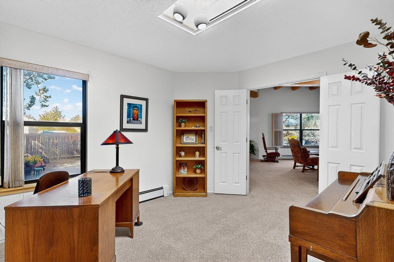 Santa Fe, New Mexico, 87507, United States, 3 Bedrooms Bedrooms, ,2 BathroomsBathrooms,Residential,For Sale,1955311