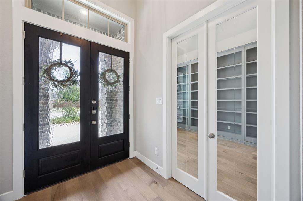 Rockwall, Texas, 75087, United States, 4 Bedrooms Bedrooms, ,4 BathroomsBathrooms,Residential,For Sale,1918235