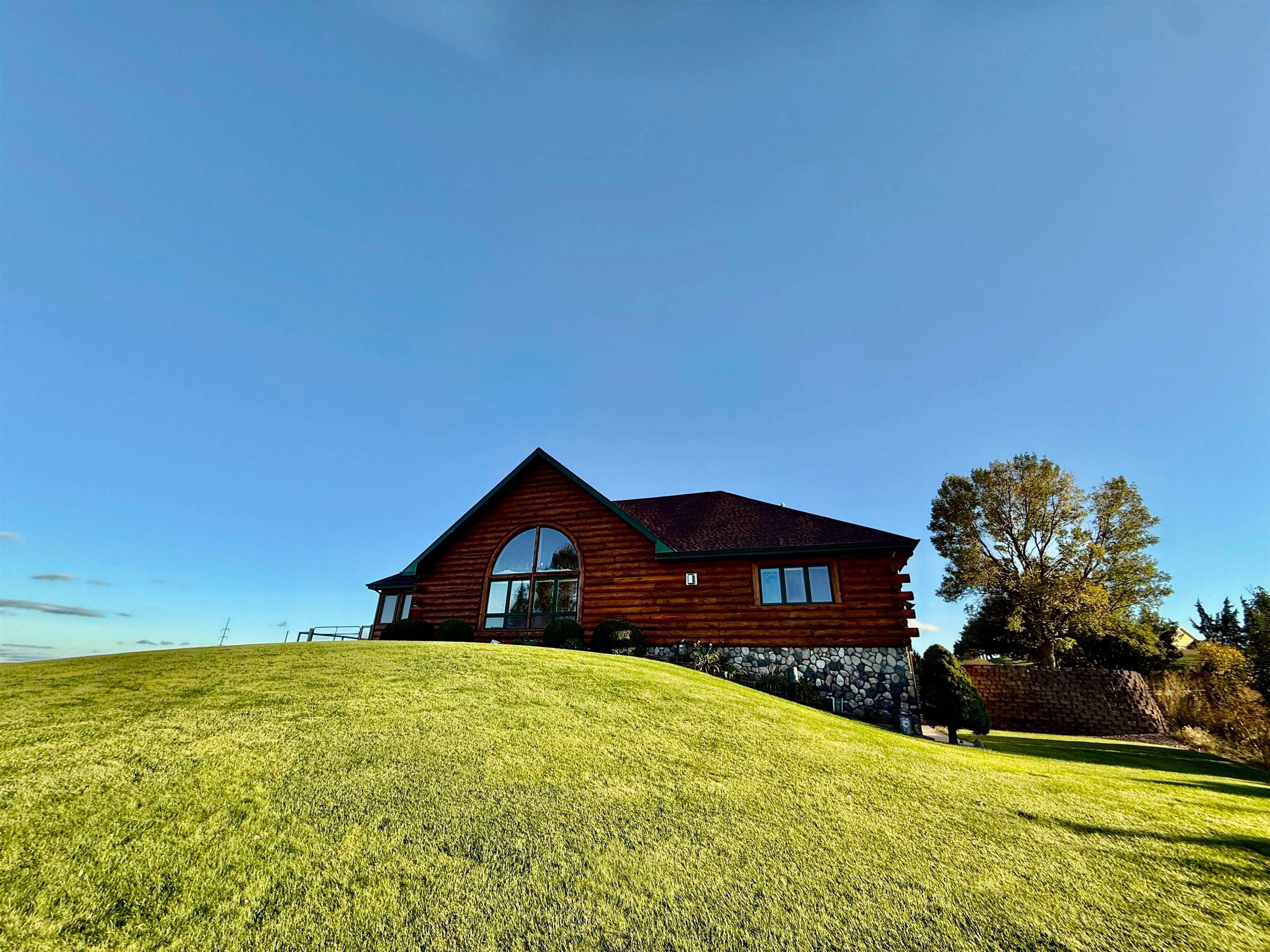 NORTH PLATTE, Nebraska, 69101, United States, 3 Bedrooms Bedrooms, ,3 BathroomsBathrooms,Residential,For Sale,1960971