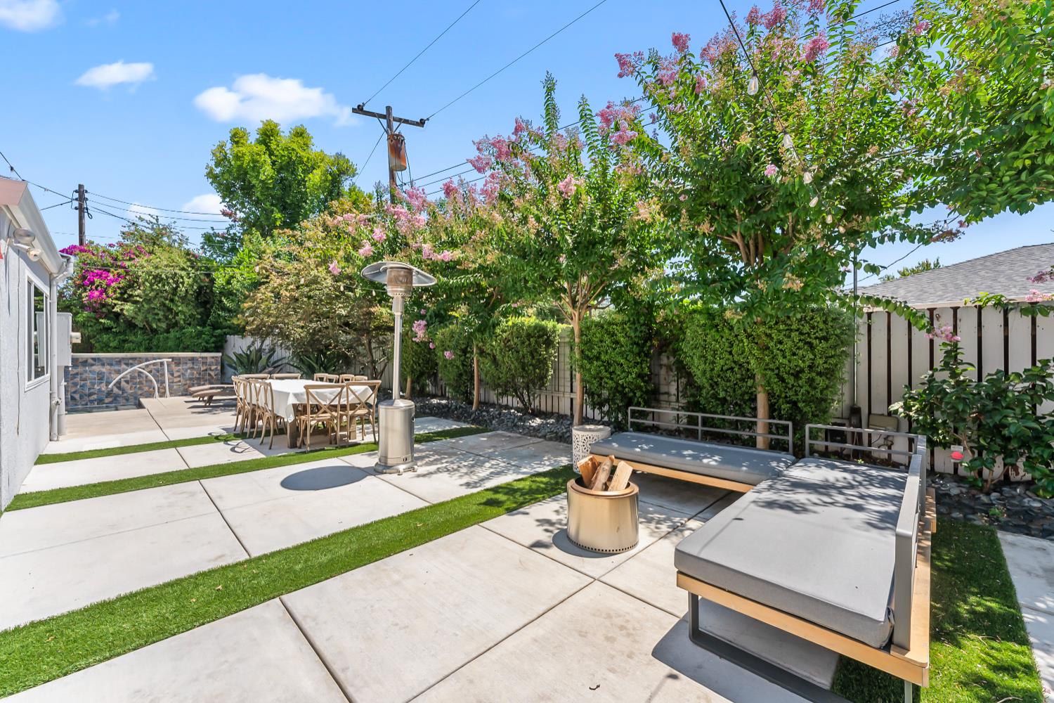 Sacramento, California, 95864, United States, 4 Bedrooms Bedrooms, ,3 BathroomsBathrooms,Residential,For Sale,1906967