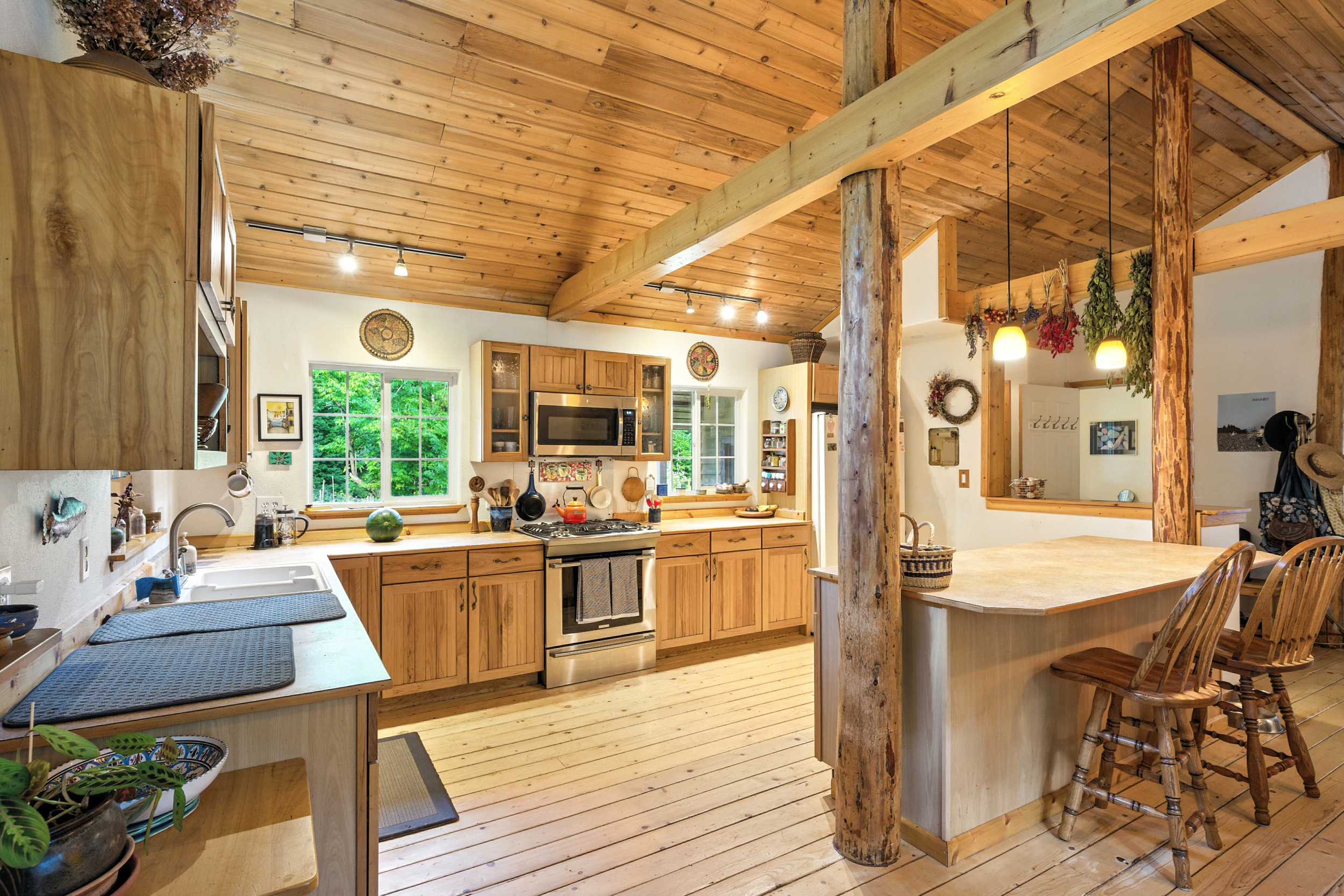 Sandpoint, Idaho, 83864, United States, 2 Bedrooms Bedrooms, ,2 BathroomsBathrooms,Residential,For Sale,2006058