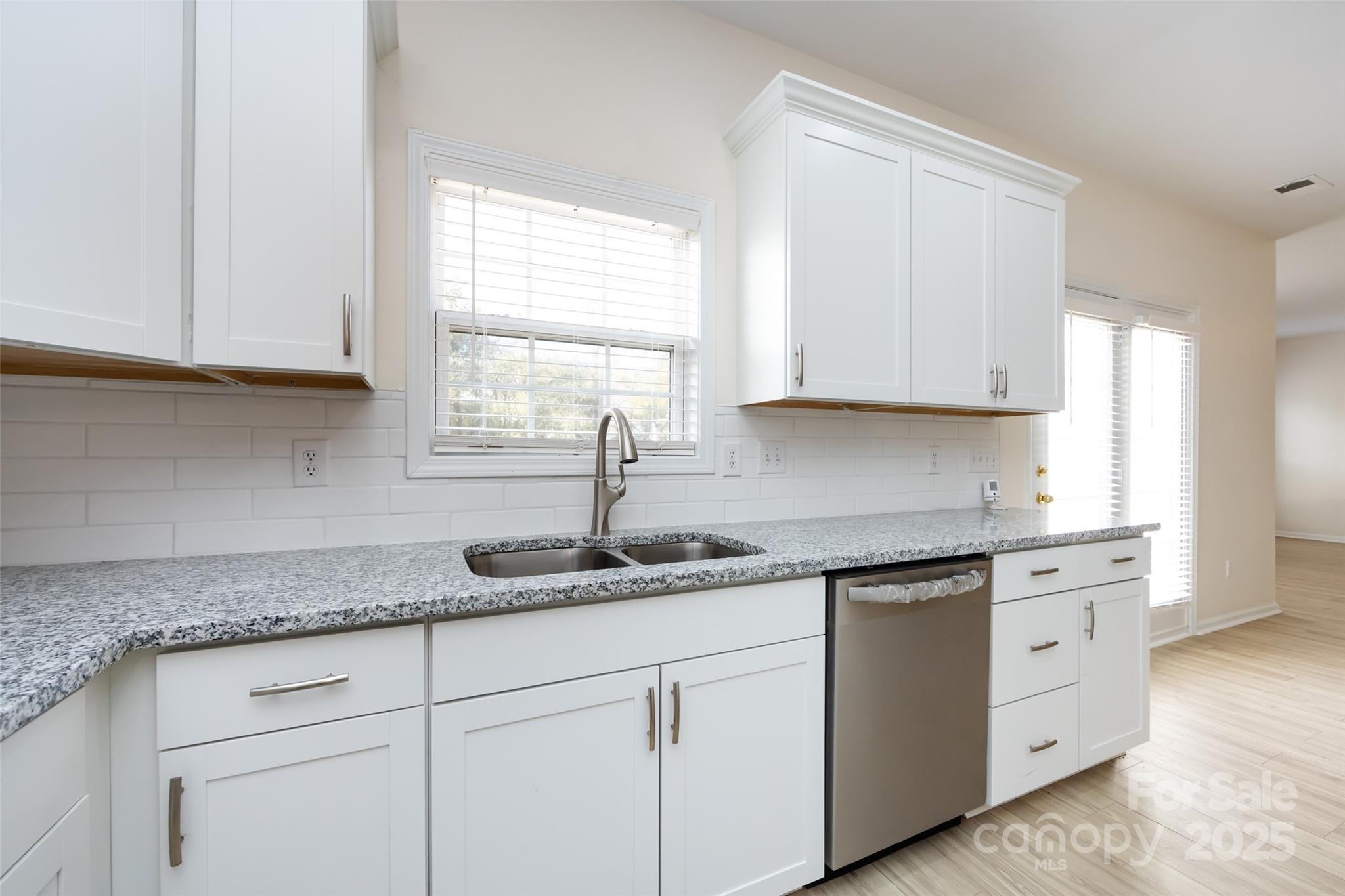 Charlotte, North Carolina, 28262, United States, 4 Bedrooms Bedrooms, ,4 BathroomsBathrooms,Residential,For Sale,2001686