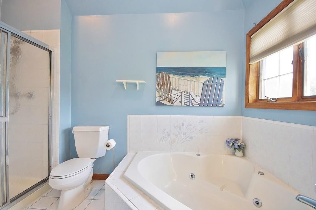 Florida, New York, 10921, United States, 4 Bedrooms Bedrooms, ,3 BathroomsBathrooms,Residential,For Sale,1944885
