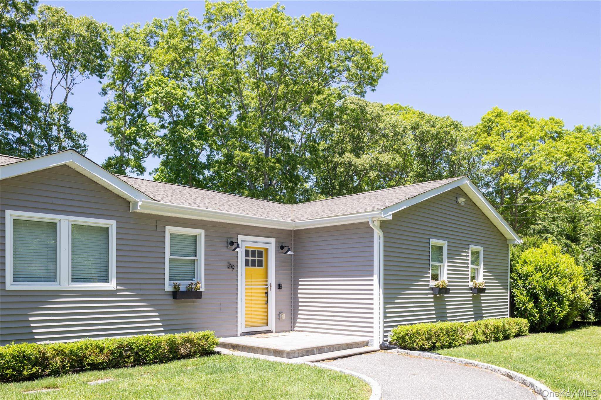  29 Matthews Drive, Speonk, NY, 11972 - 物件實景