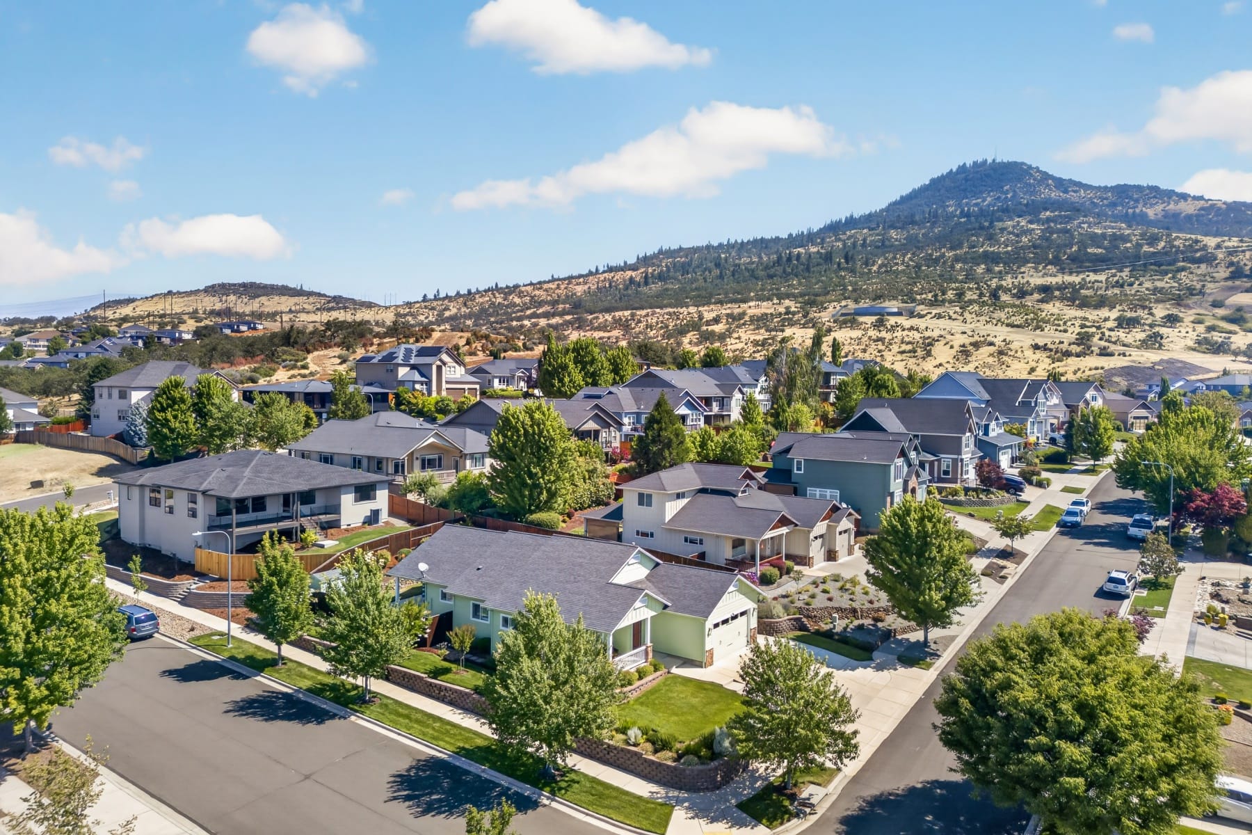  4303 Vineyard Terrace Medford, OR 97504 - 物件實景