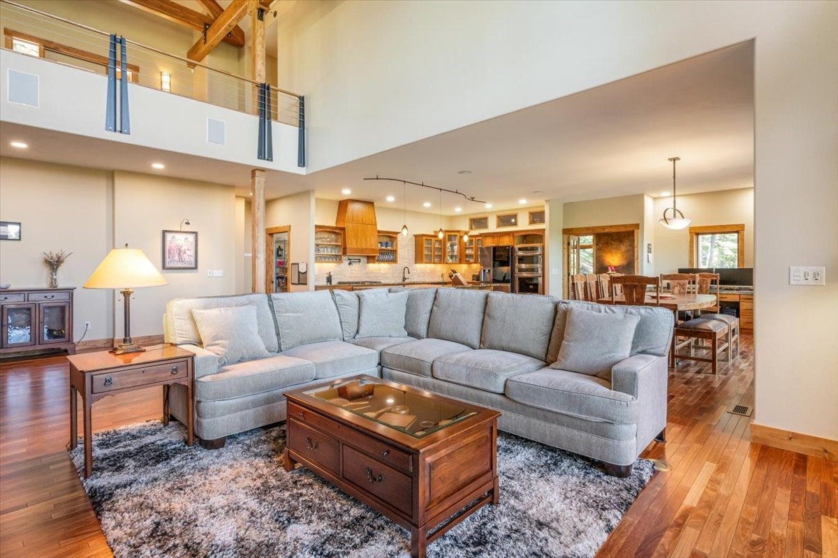 Clancy, Montana, 59634, United States, 6 Bedrooms Bedrooms, ,5 BathroomsBathrooms,Residential,For Sale,1873825