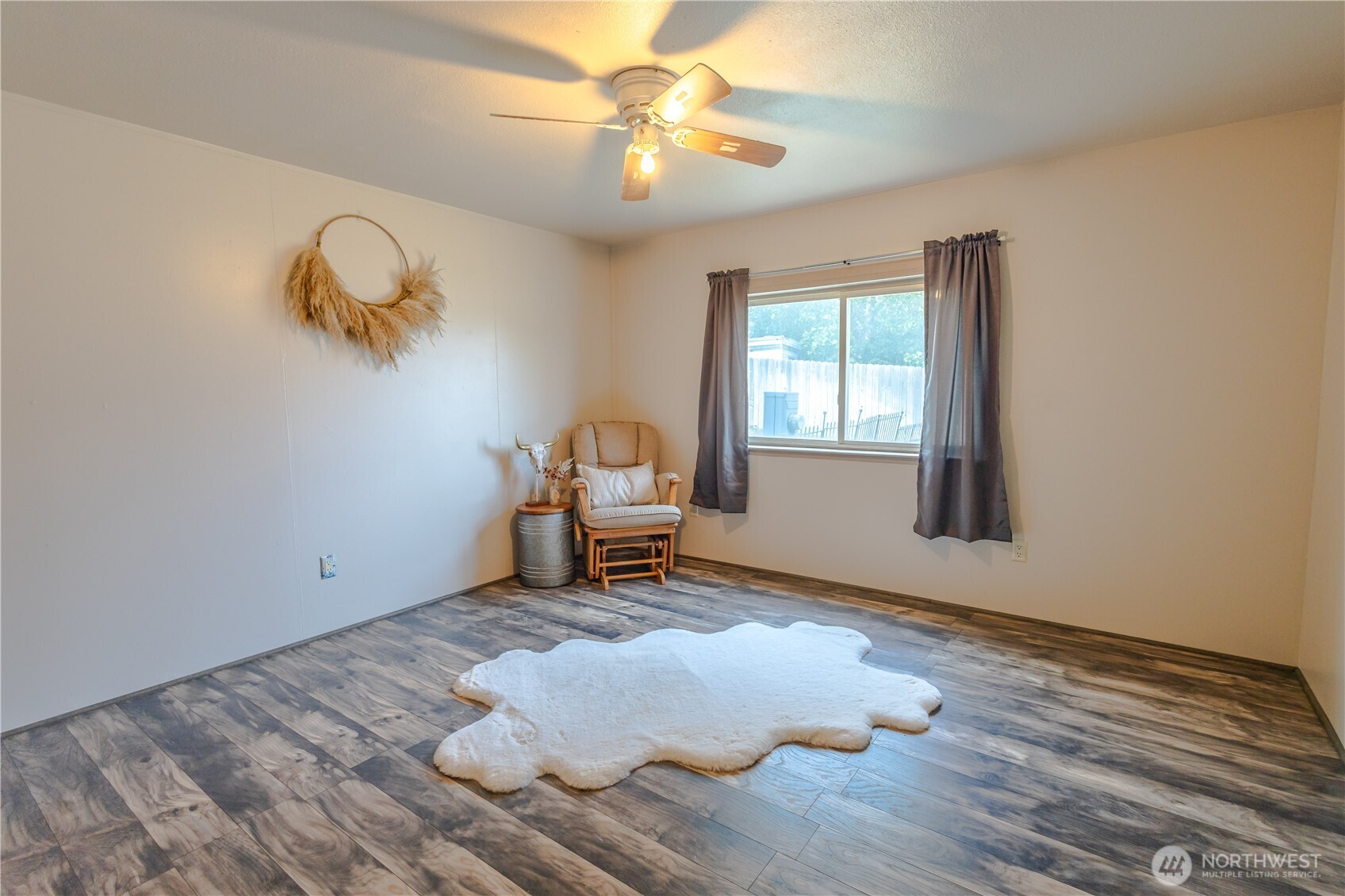 Benton City, Washington, 99320, United States, 3 Bedrooms Bedrooms, ,1 BathroomBathrooms,Residential,For Sale,1937195