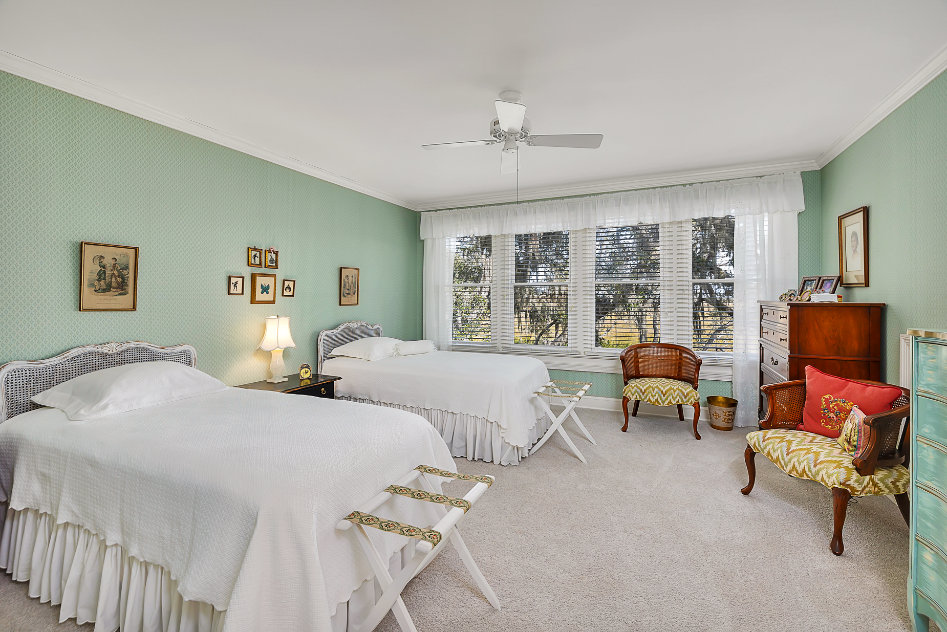  188 Hampton Point Drive - 物件實景