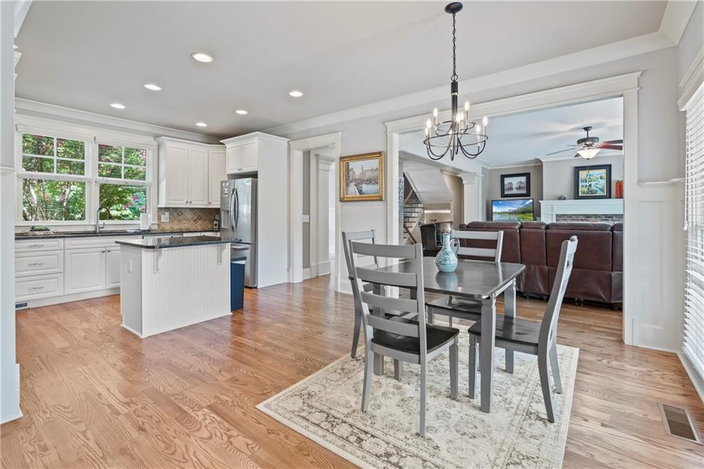 Marietta, Georgia, 30060, United States, 5 Bedrooms Bedrooms, ,4 BathroomsBathrooms,Residential,For Sale,1973923