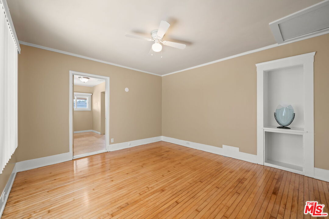 Inglewood, California, 90301, United States, 4 Bedrooms Bedrooms, ,3 BathroomsBathrooms,Residential,For Sale,1993545