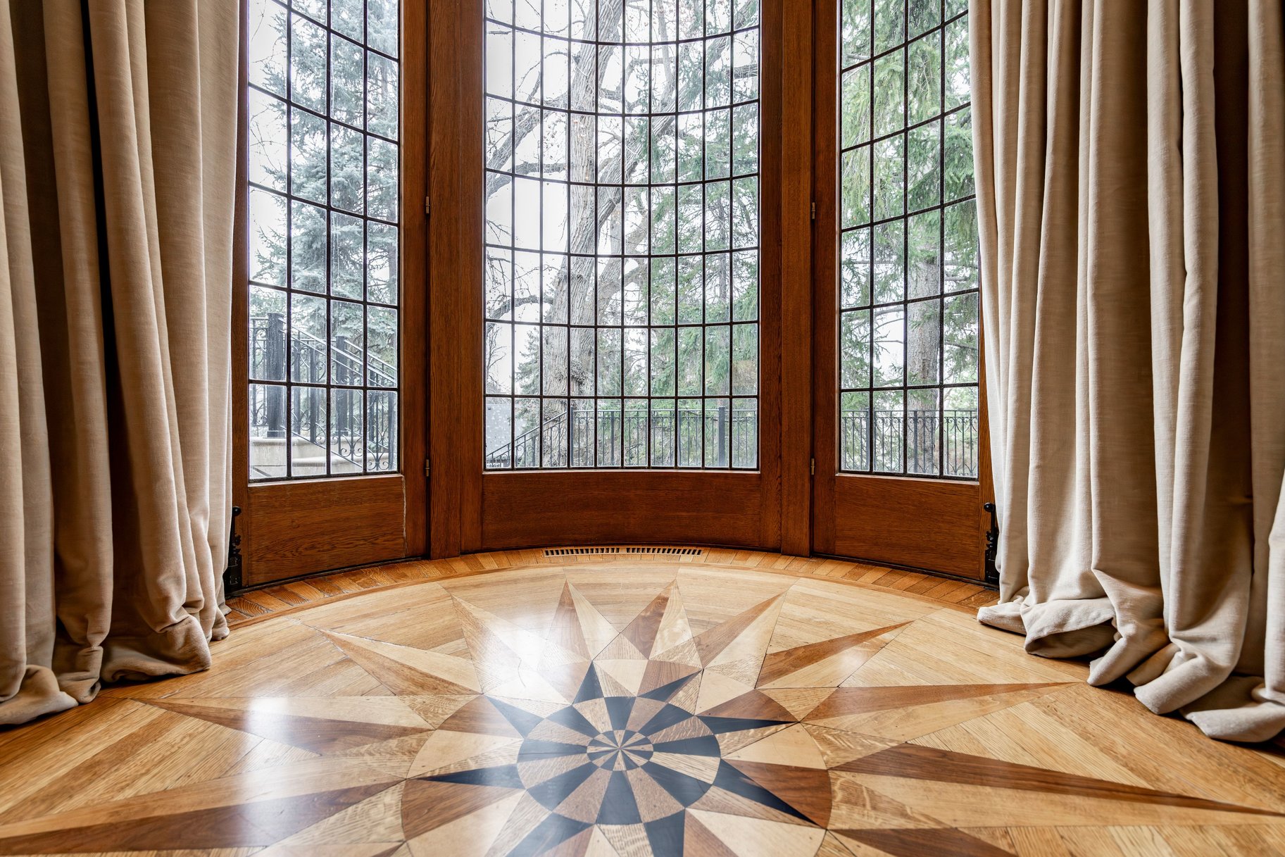  An Exquisite Norman French Manor Nestled in Gilmer Park - 物件實景