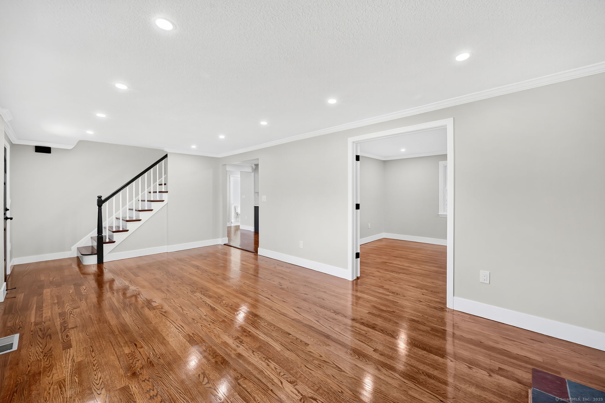 South Windsor, Connecticut, 06074, United States, 4 Bedrooms Bedrooms, ,3 BathroomsBathrooms,Residential,For Sale,2003244