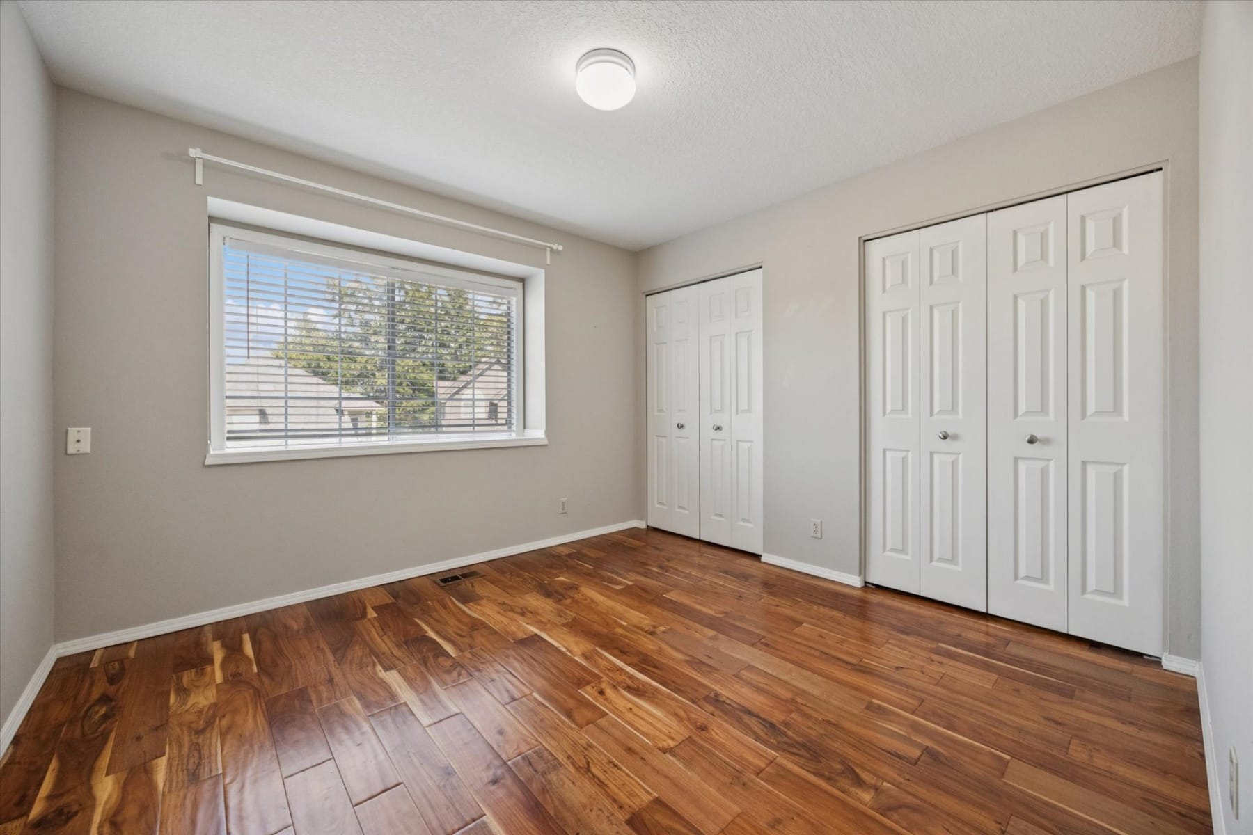  11445 SW WOODLEE HEIGHTS CT Portland, OR 97219 - 物件實景