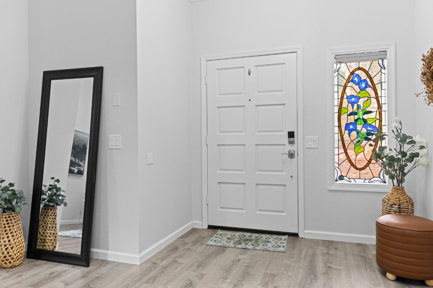 Grass Valley, California, 95949, United States, 3 Bedrooms Bedrooms, ,3 BathroomsBathrooms,Residential,For Sale,1992571