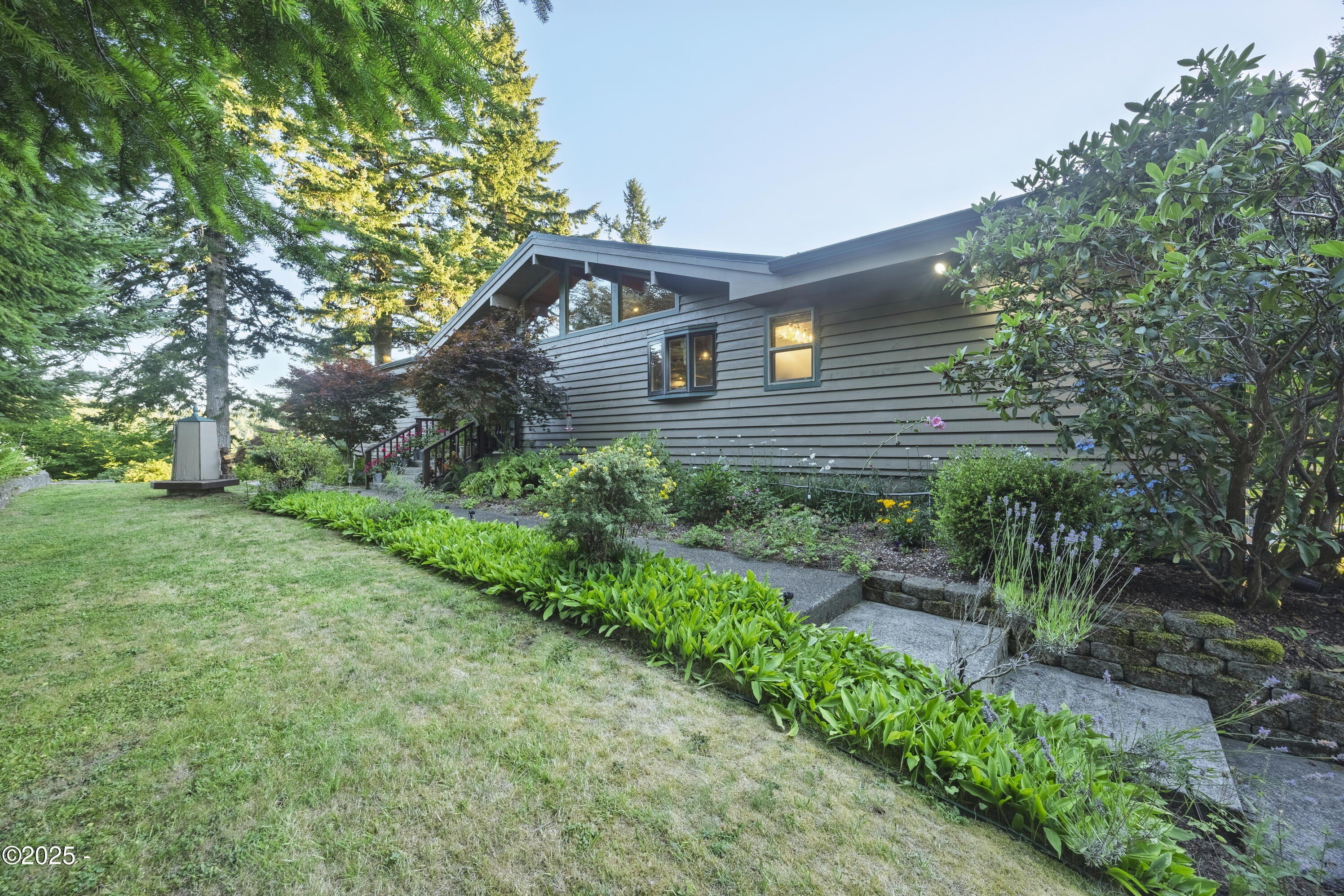 Otis, Oregon, 97368, United States, 4 Bedrooms Bedrooms, ,Residential,For Sale,1927199