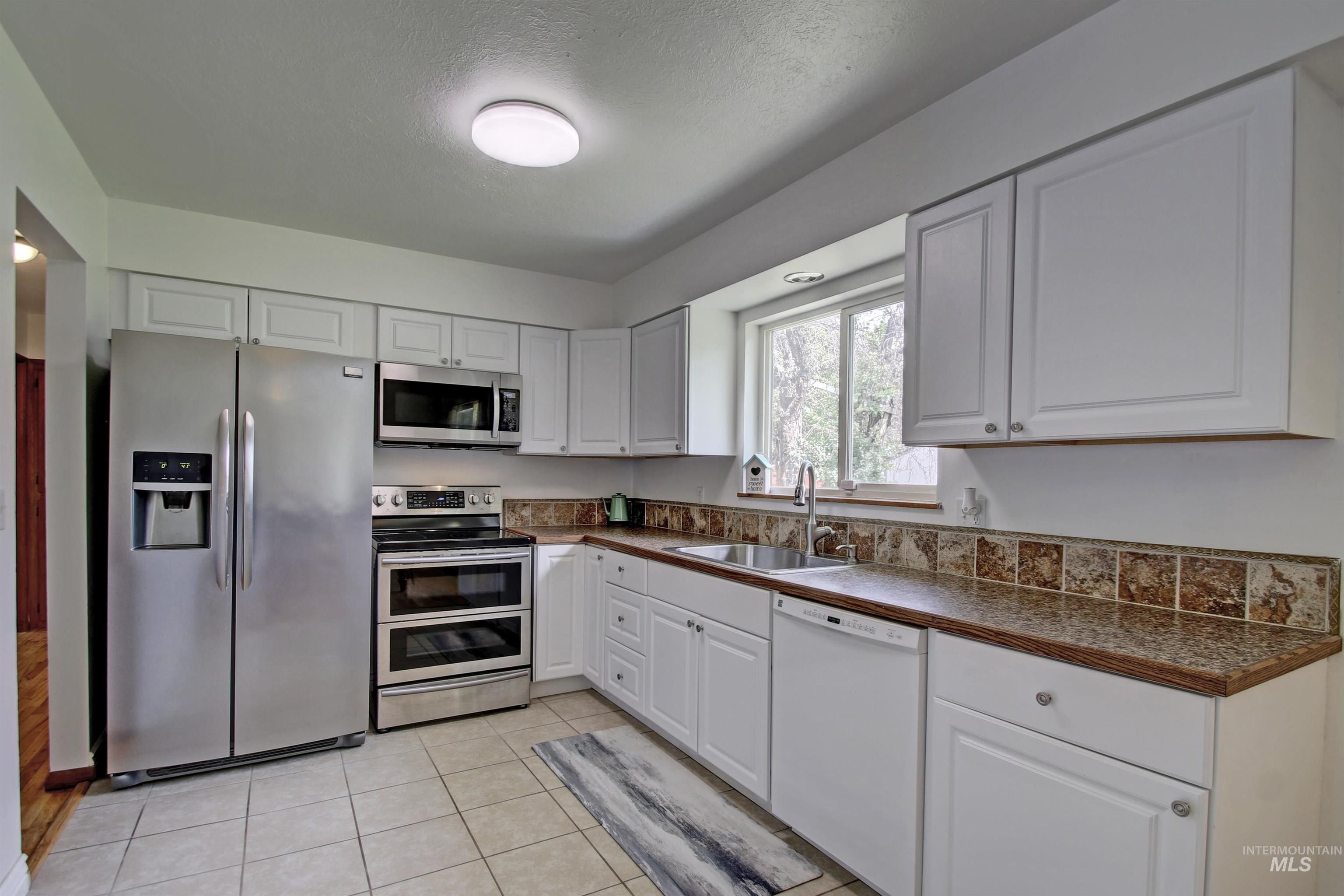 7224 Sunnybrook Drive, Boise, Idaho, 83709, United States, 5 Bedrooms Bedrooms, ,2 BathroomsBathrooms,Residential,For Sale,7224 Sunnybrook Drive,1436055