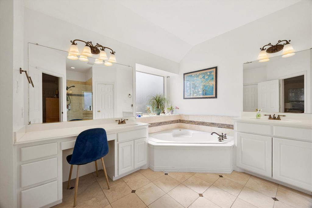 Rockwall, Texas, 75087, United States, 4 Bedrooms Bedrooms, ,3 BathroomsBathrooms,Residential,For Sale,1912069