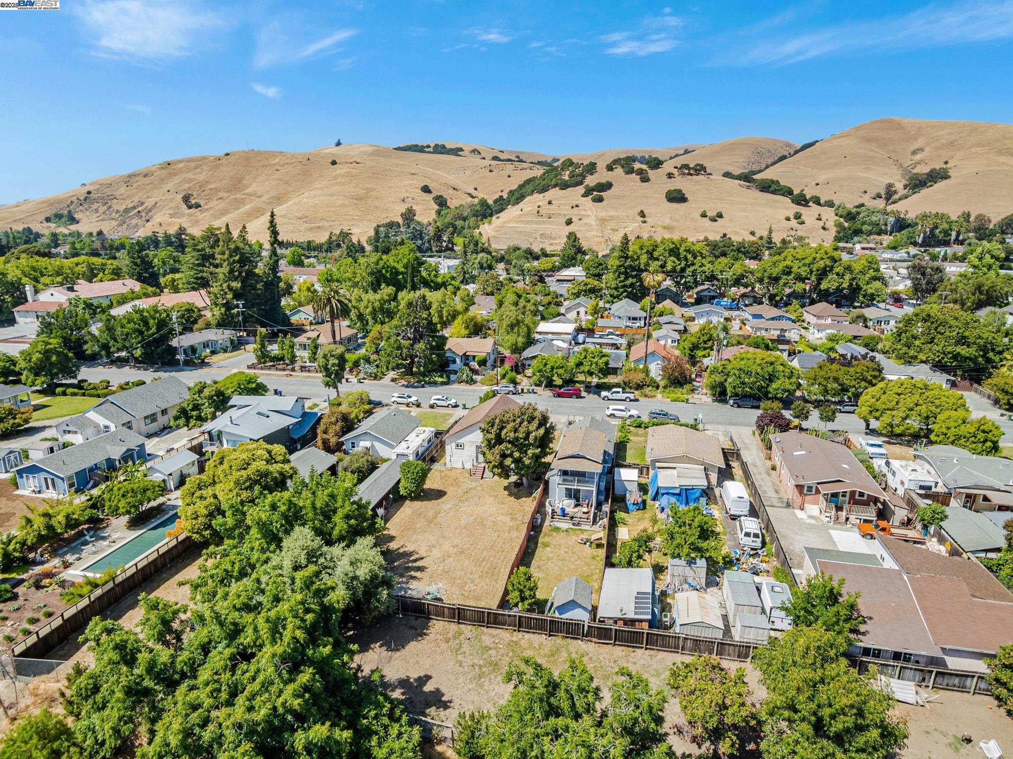 Fremont, California, 94536, United States, 3 Bedrooms Bedrooms, ,1 BathroomBathrooms,Residential,For Sale,1911094