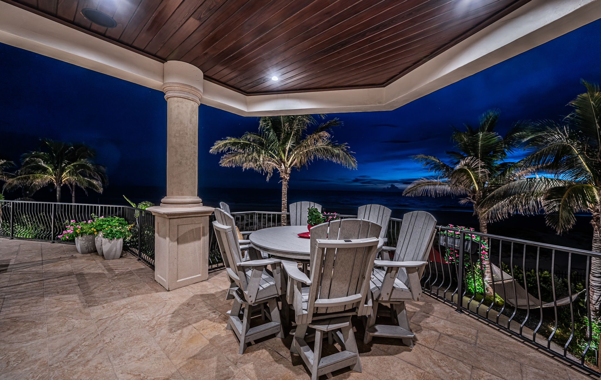 Redington Shores, Florida, 33708, United States, 5 Bedrooms Bedrooms, ,6 BathroomsBathrooms,Residential,For Sale,1921894