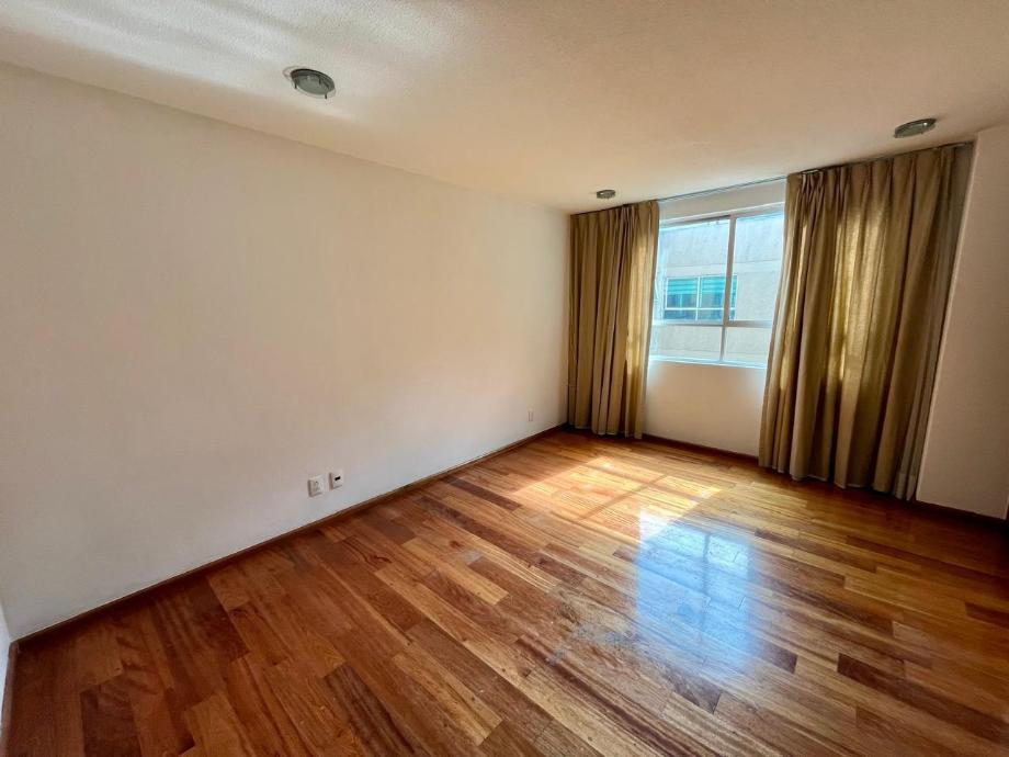 Ej?rcito Nacional, Miguel Hidalgo, Ciudad de México, 11550, Mexico, 3 Bedrooms Bedrooms, ,2 BathroomsBathrooms,Residential,For Sale,Ej?rcito Nacional,1676662