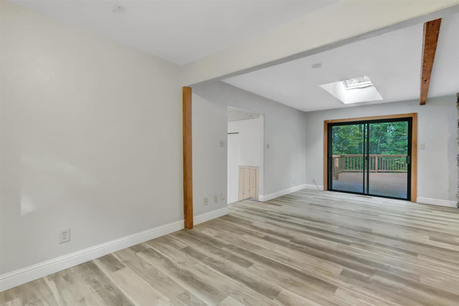 Nevada City, California, 95959, United States, 3 Bedrooms Bedrooms, ,2 BathroomsBathrooms,Residential,For Sale,1992371