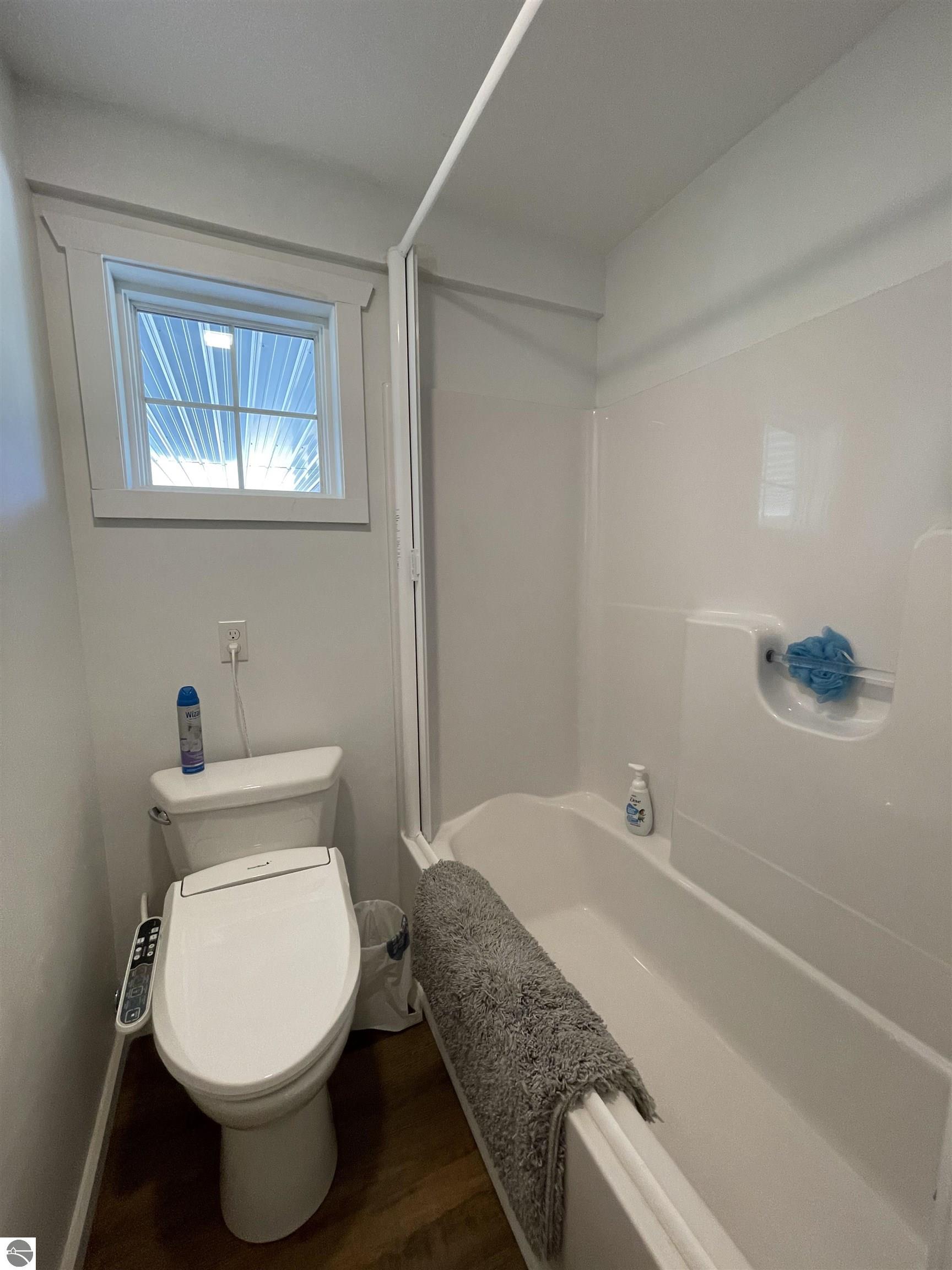 Harrison, Michigan, 48625, United States, 3 Bedrooms Bedrooms, ,3 BathroomsBathrooms,Residential,For Sale,2007546